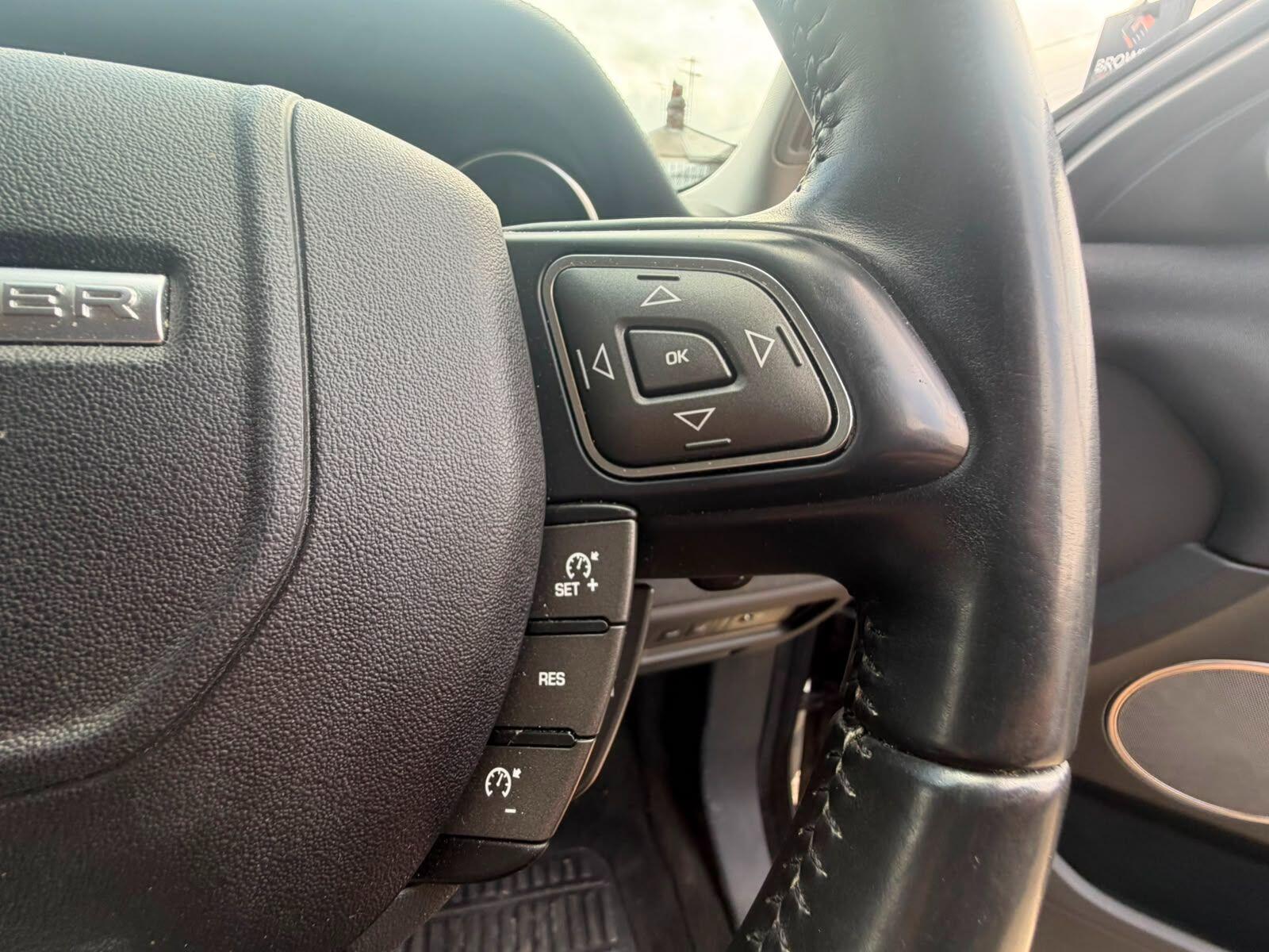 Land Rover Range Rover Evoque view 20