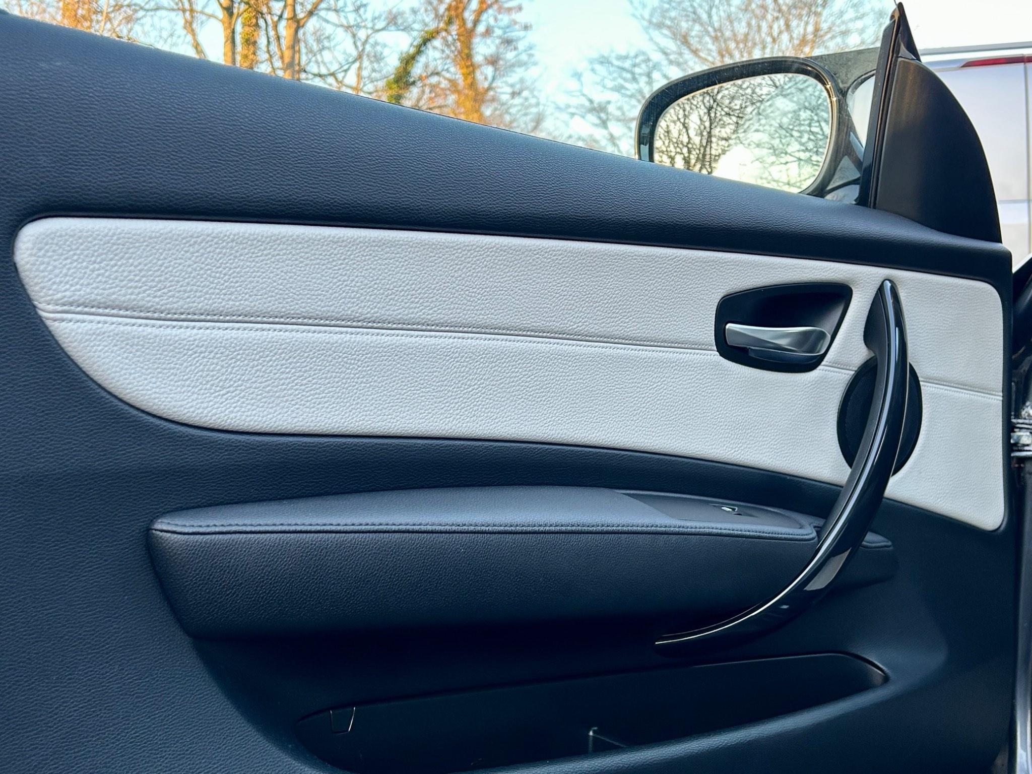 BMW 1 Series view 26