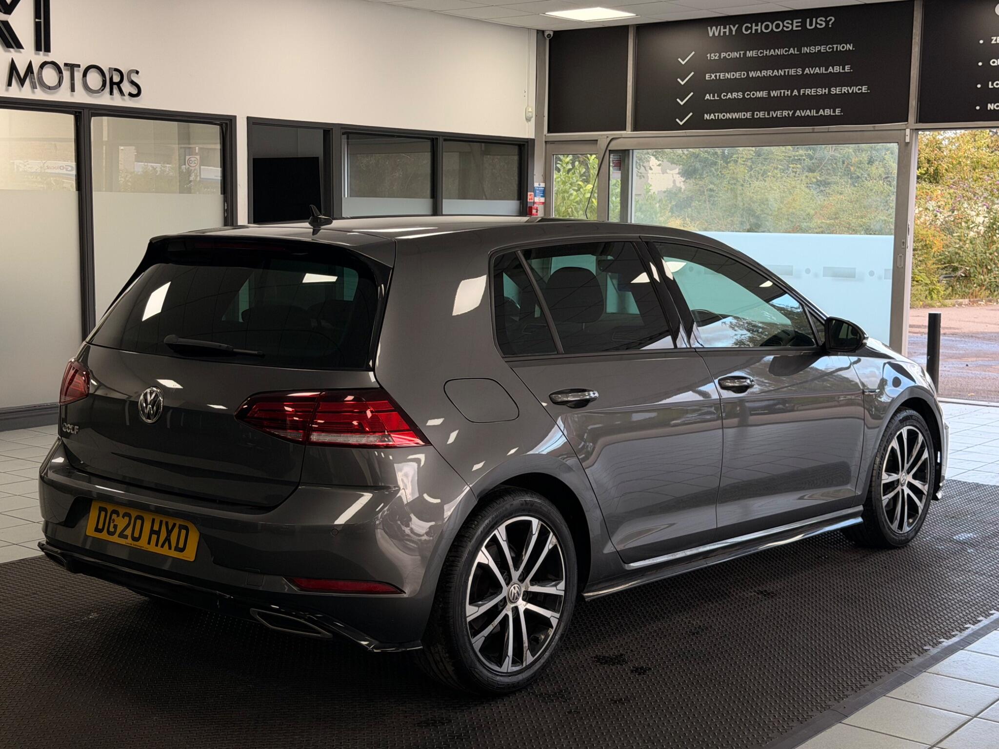 Volkswagen Golf view 9