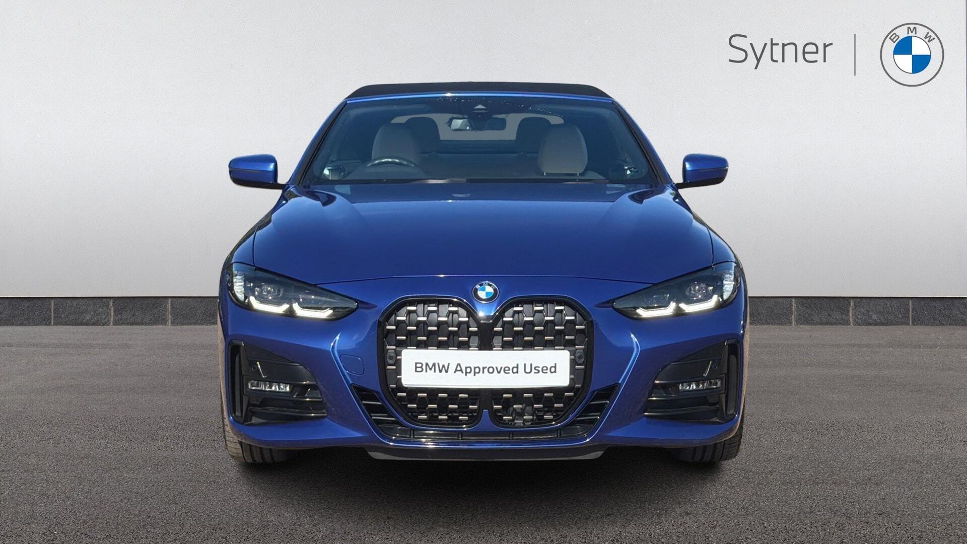 BMW 4 Series view 18