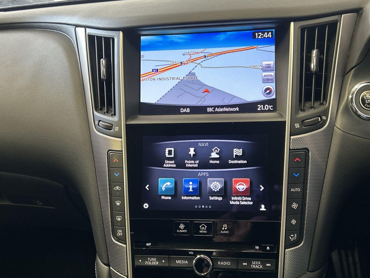 Infiniti Q50 view 41