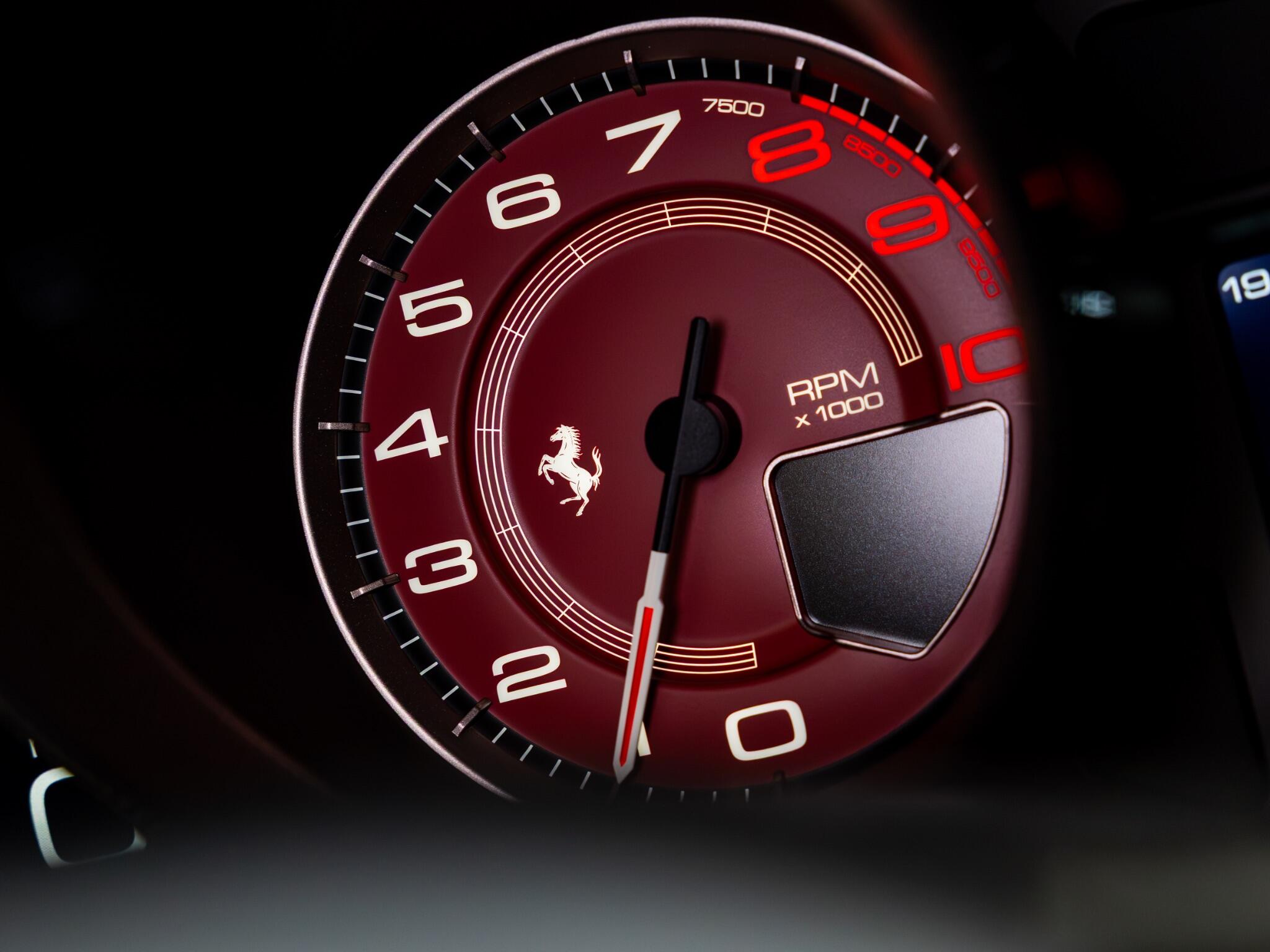 Ferrari F8 Tributo view 24