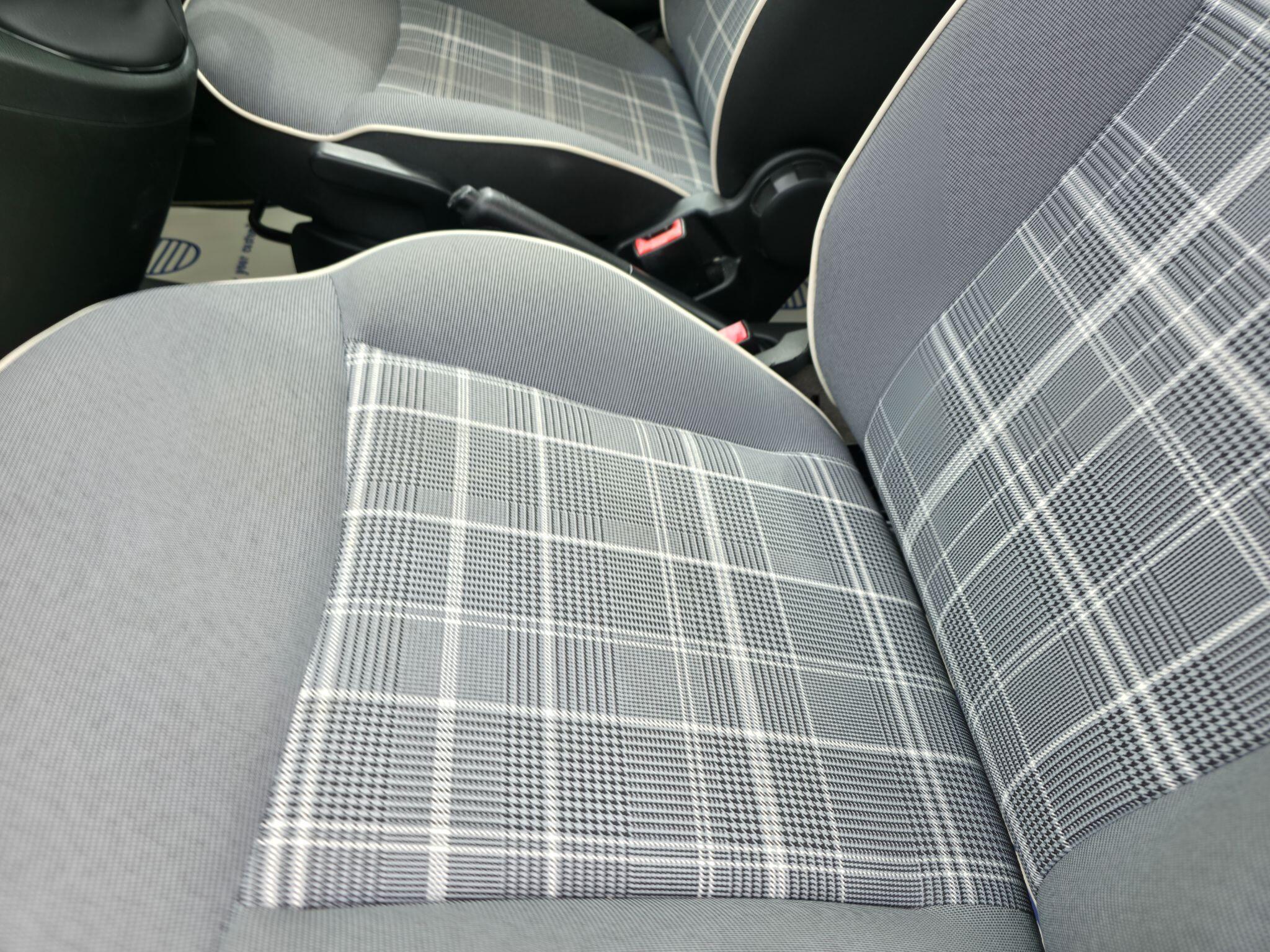 Fiat 500 view 32
