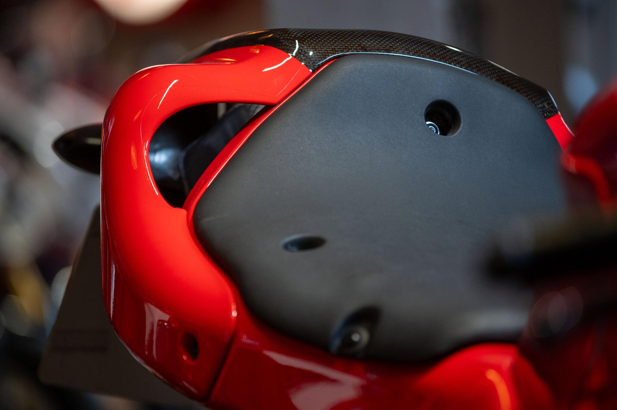 Ducati Desmosedici RR view 4