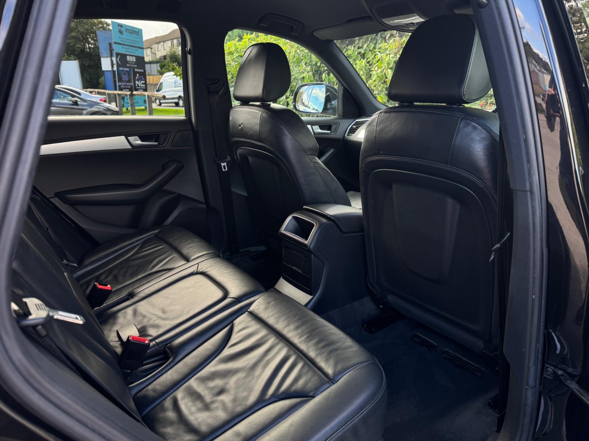 Audi Q5 view 27