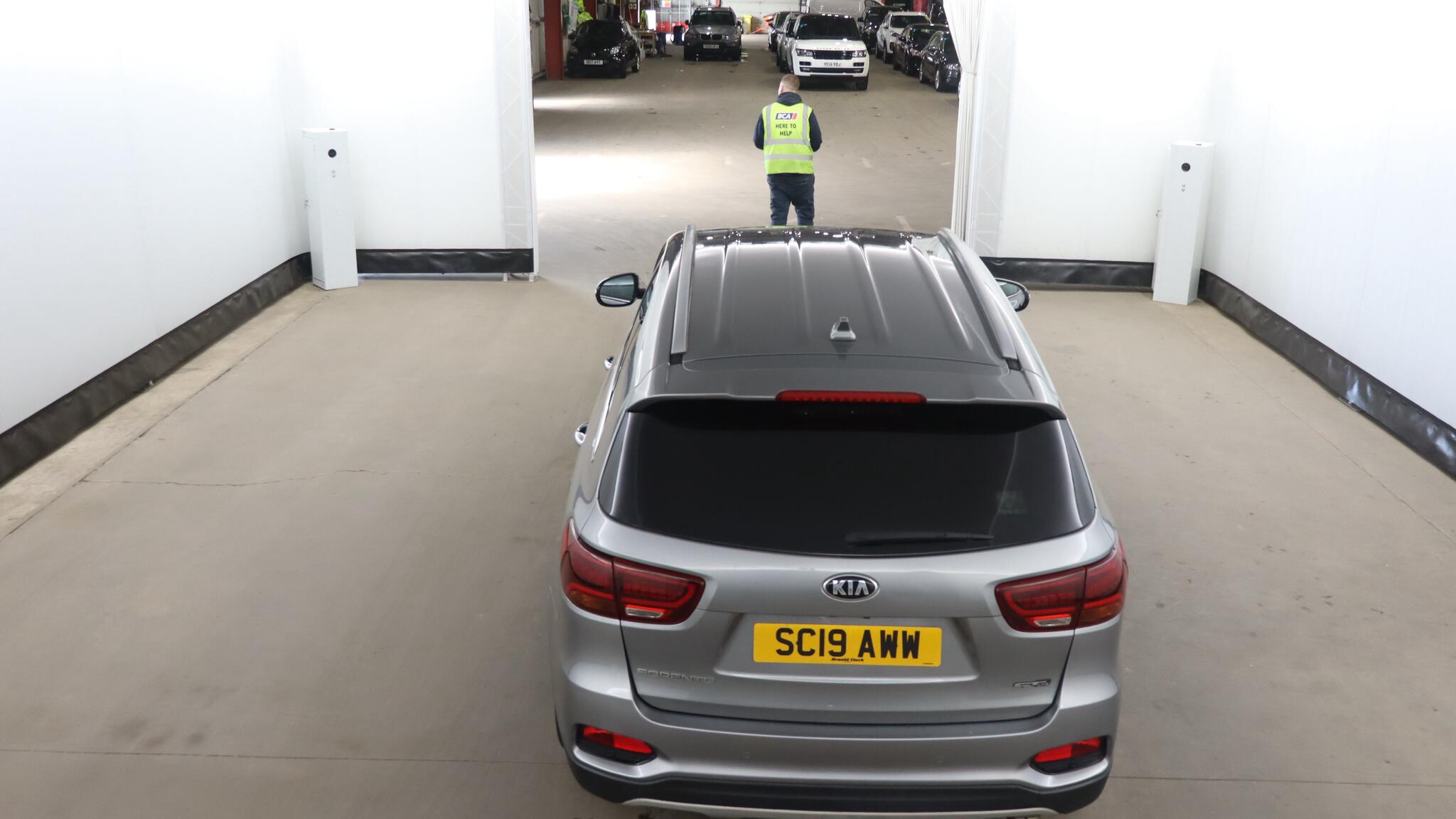 Kia Sorento view 8