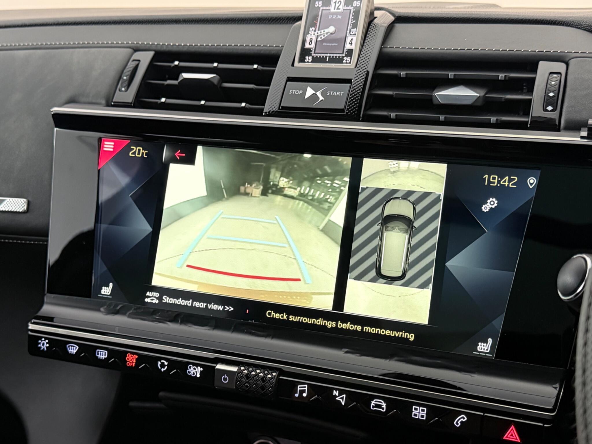 DS Automobiles DS 7 Crossback view 28
