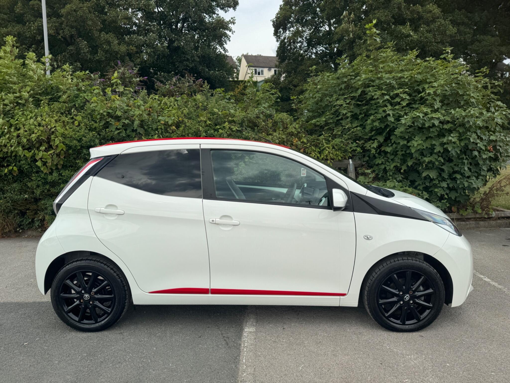 Toyota Aygo view 5