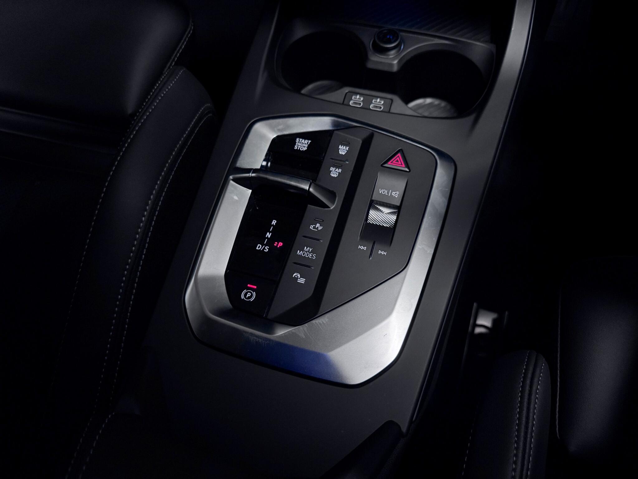 BMW 1 Series view 30