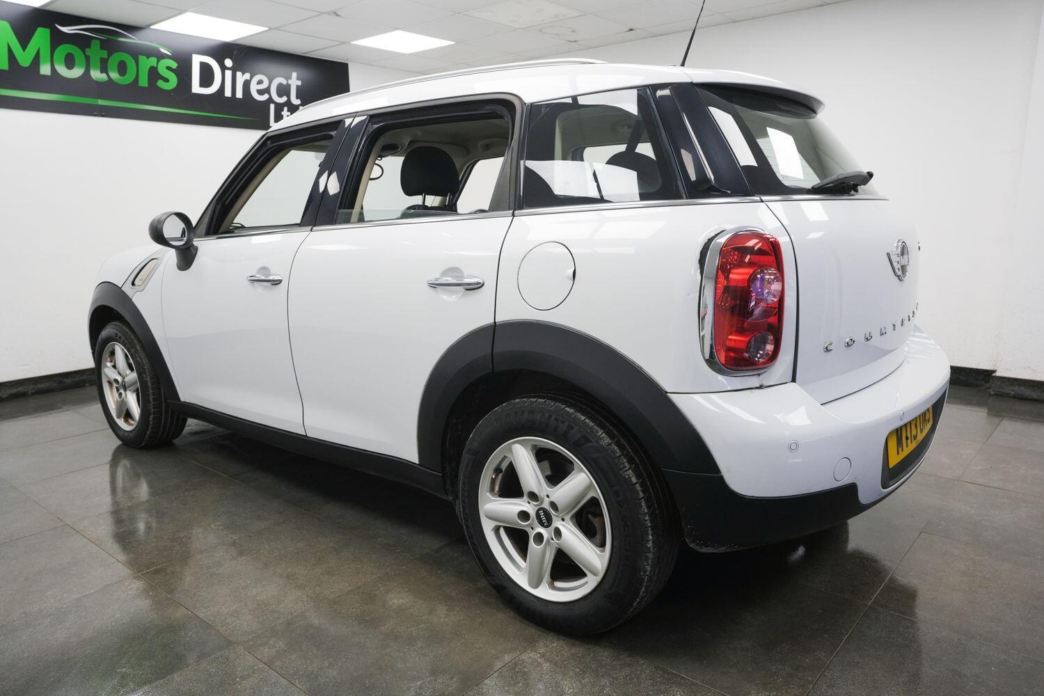 MINI Countryman view 6
