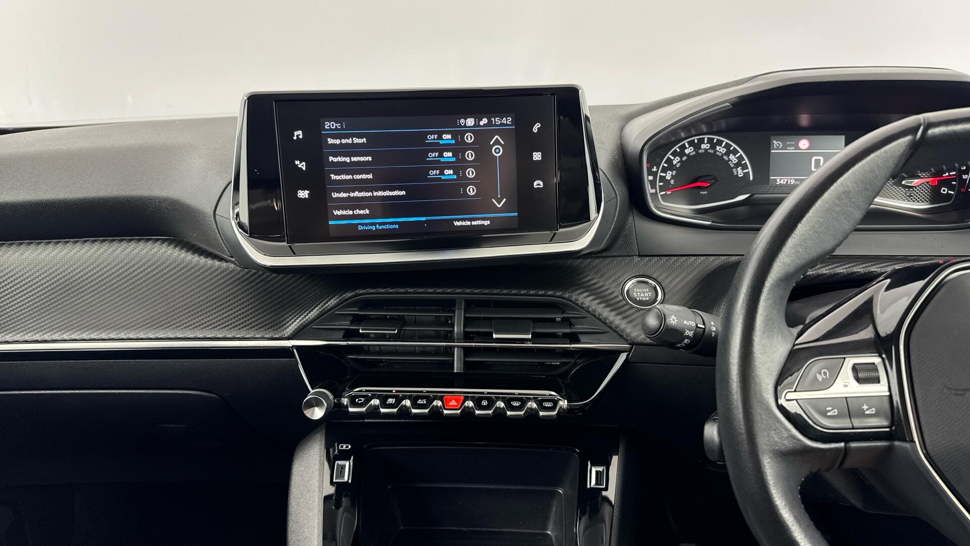 Peugeot 2008 view 12