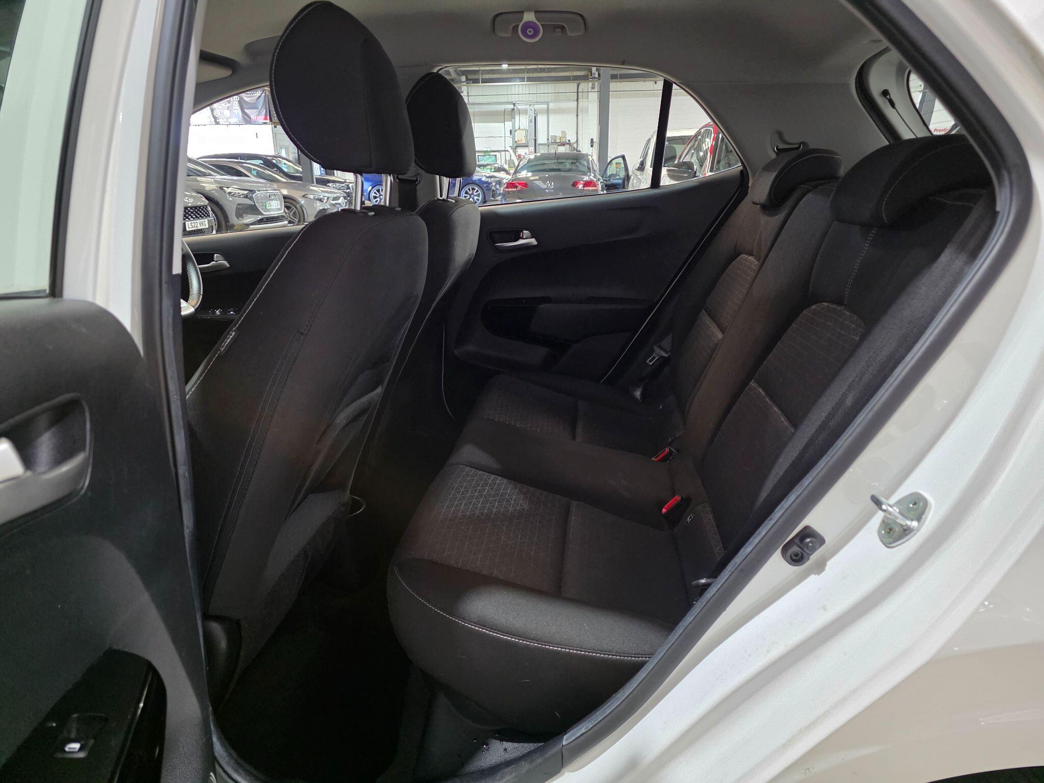 Kia Picanto view 21
