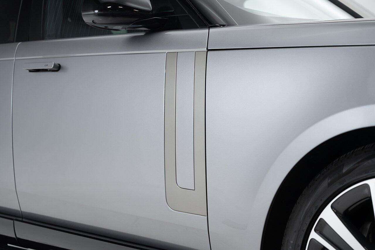 Land Rover Range Rover view 27