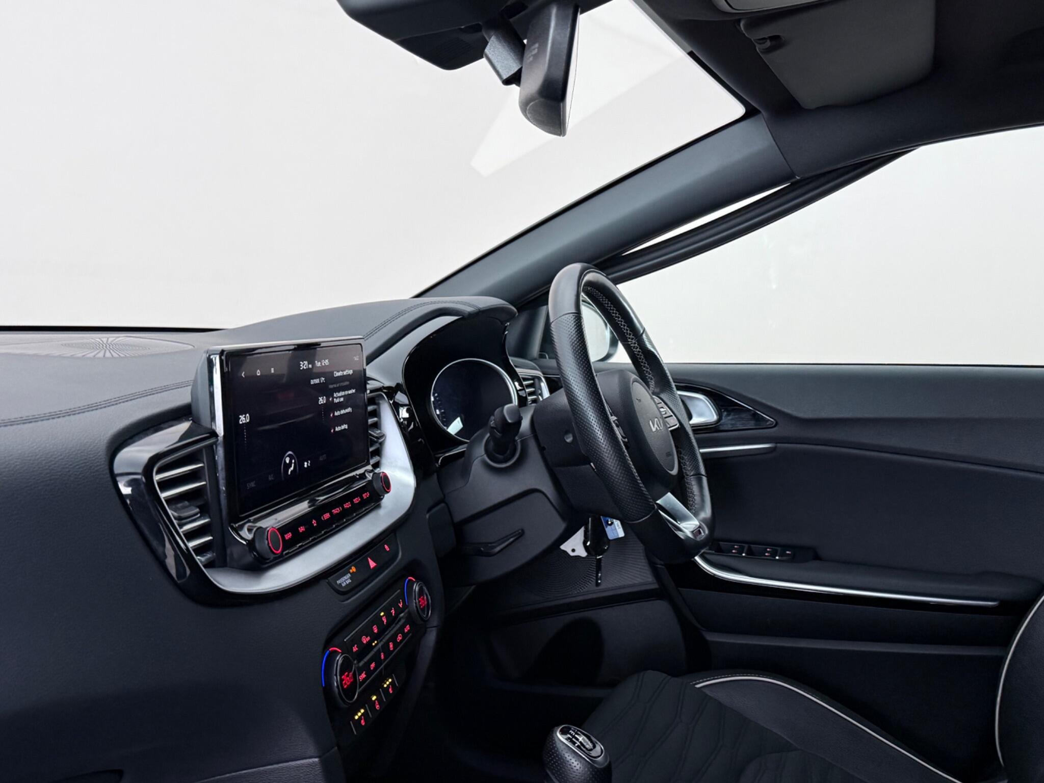 Kia Xceed view 8