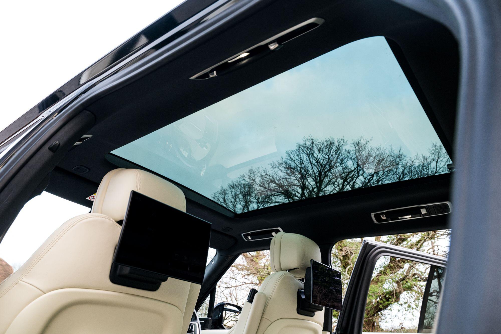 Land Rover Range Rover view 39