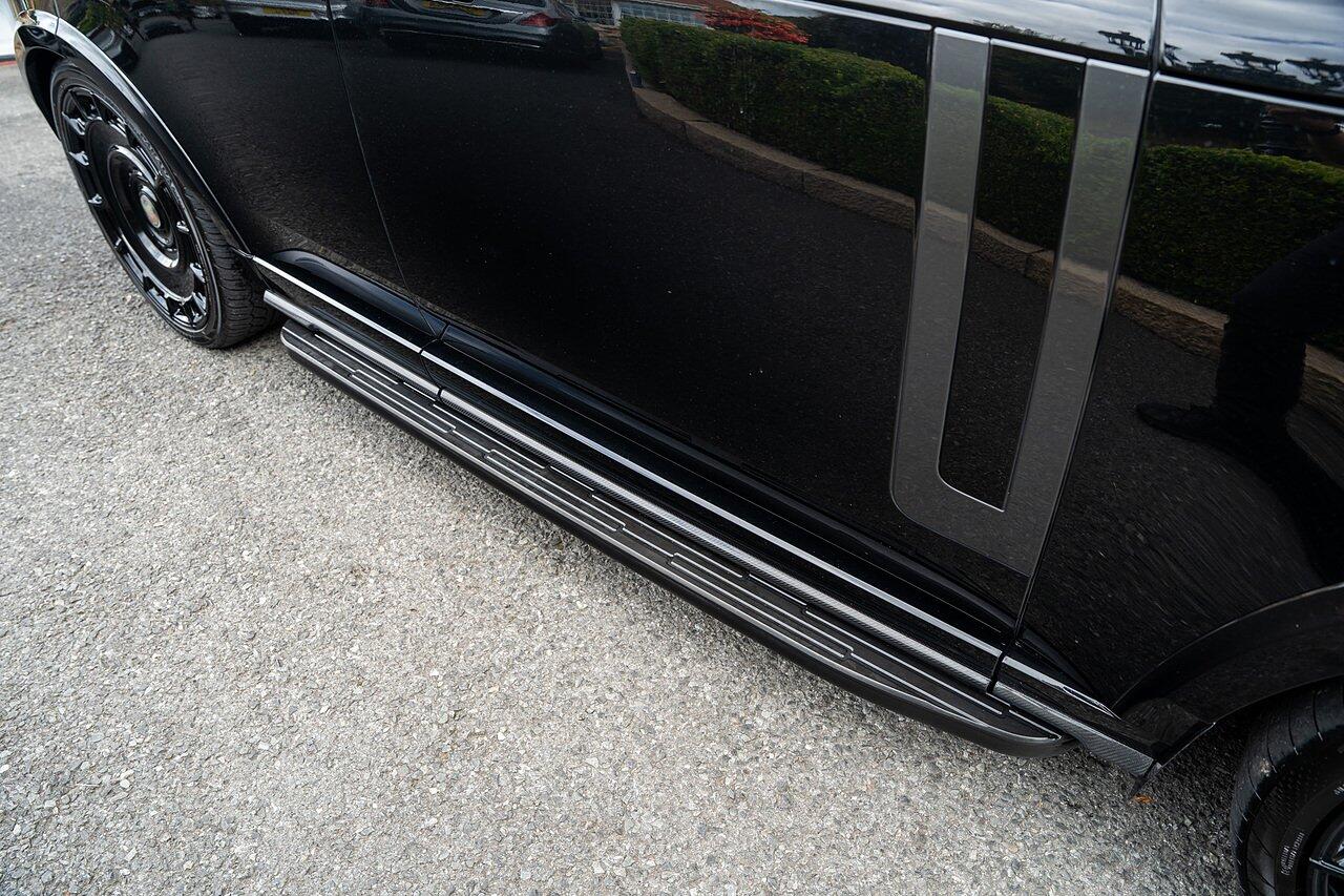 Land Rover Range Rover view 103