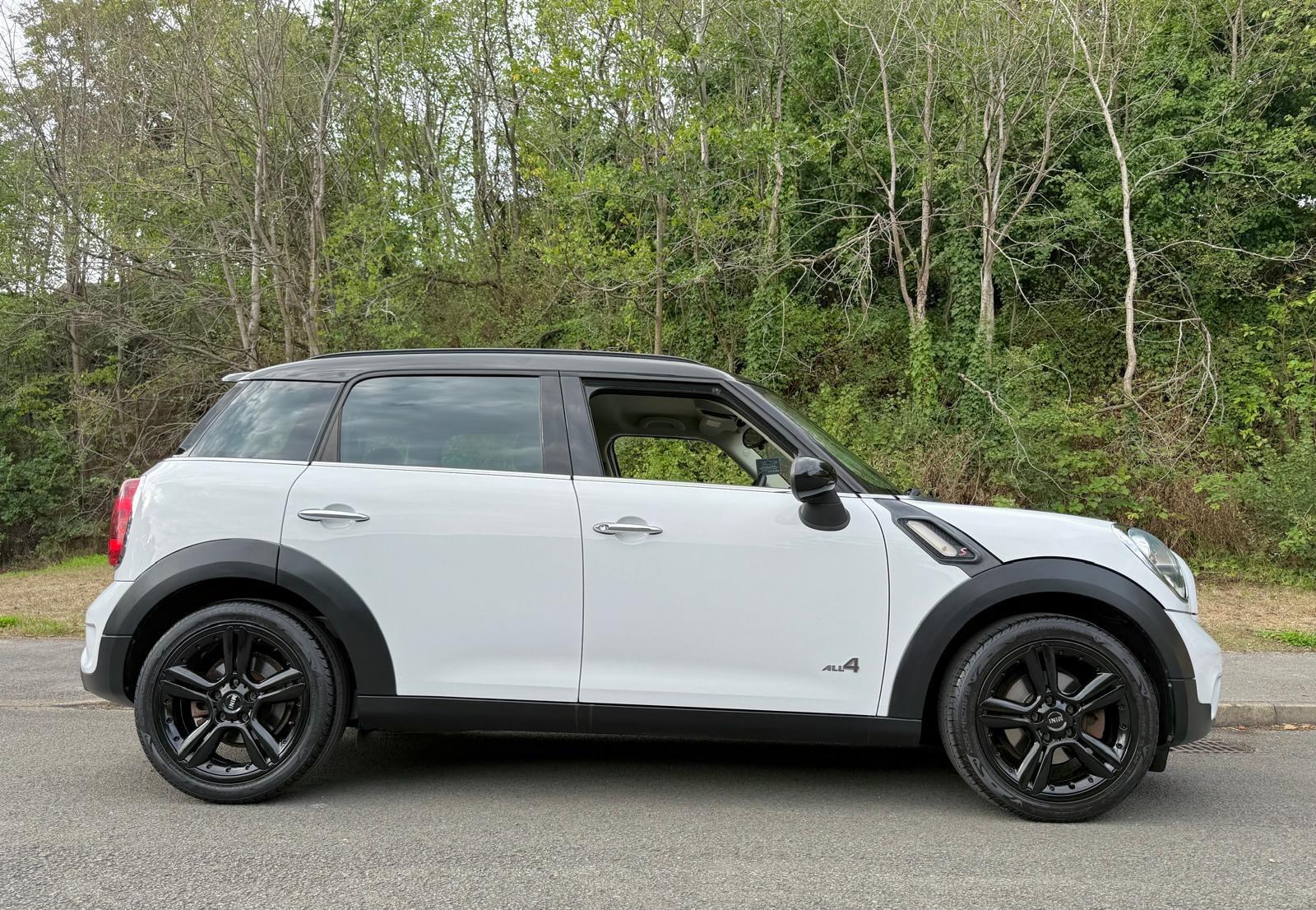 MINI Countryman view 4