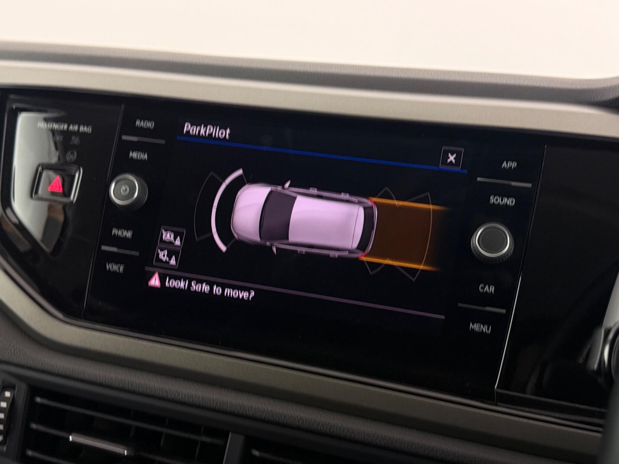Volkswagen Polo view 26
