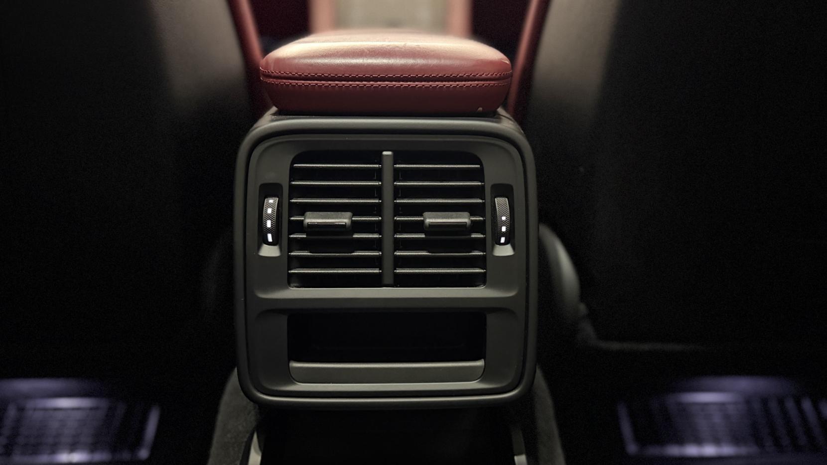 Porsche Taycan view 28