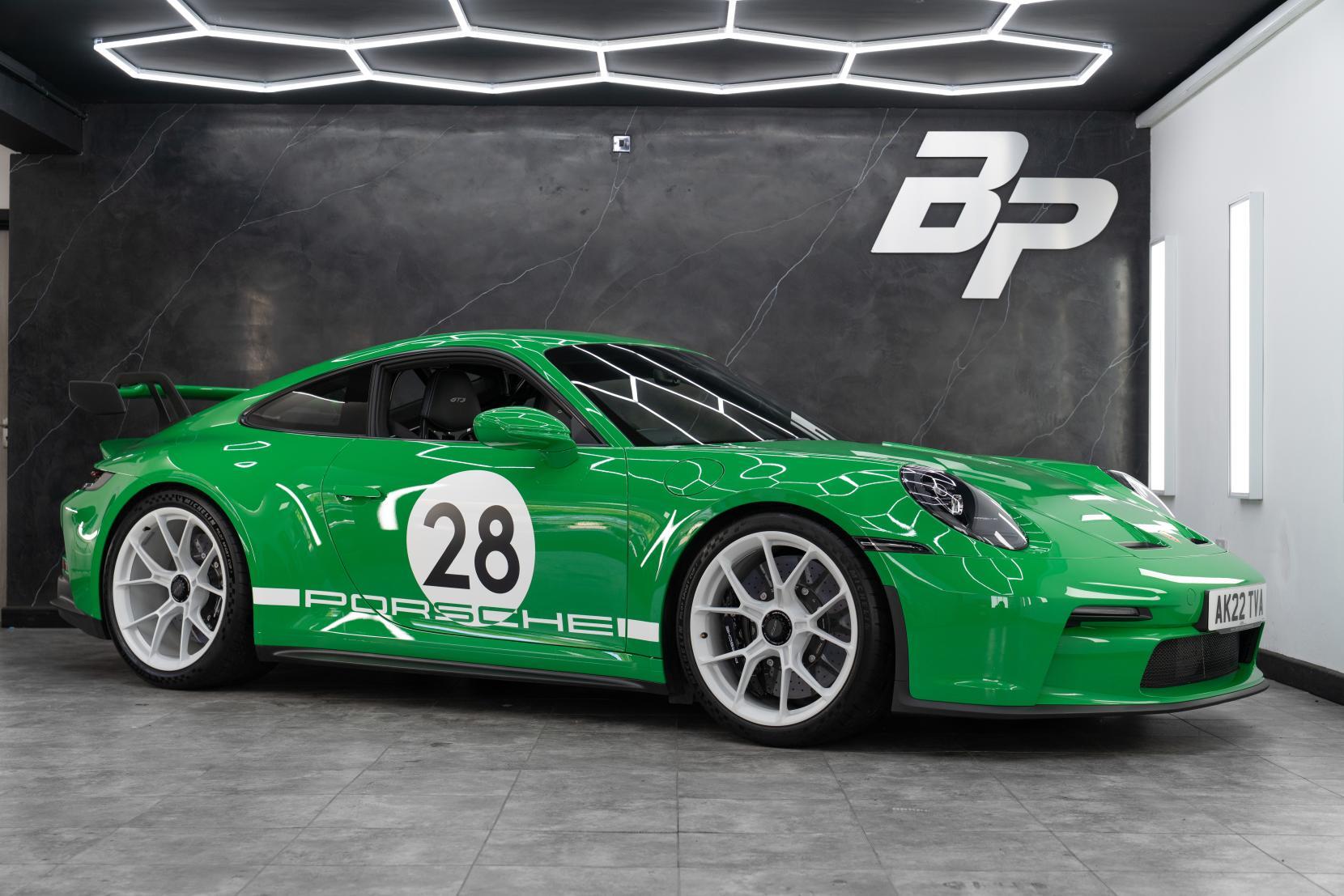 Porsche 911 view 2