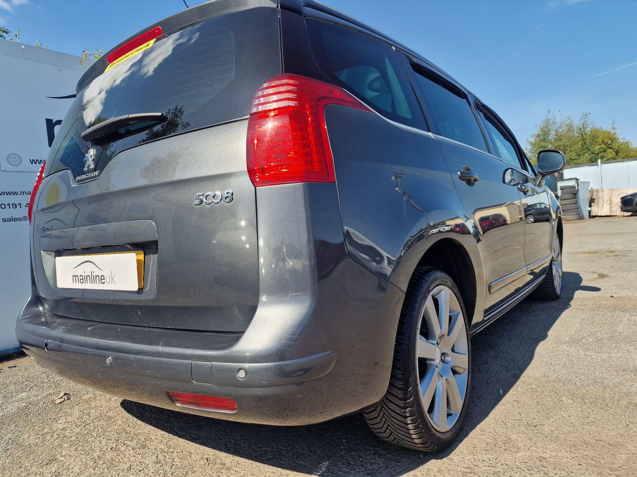 Peugeot 5008 view 25