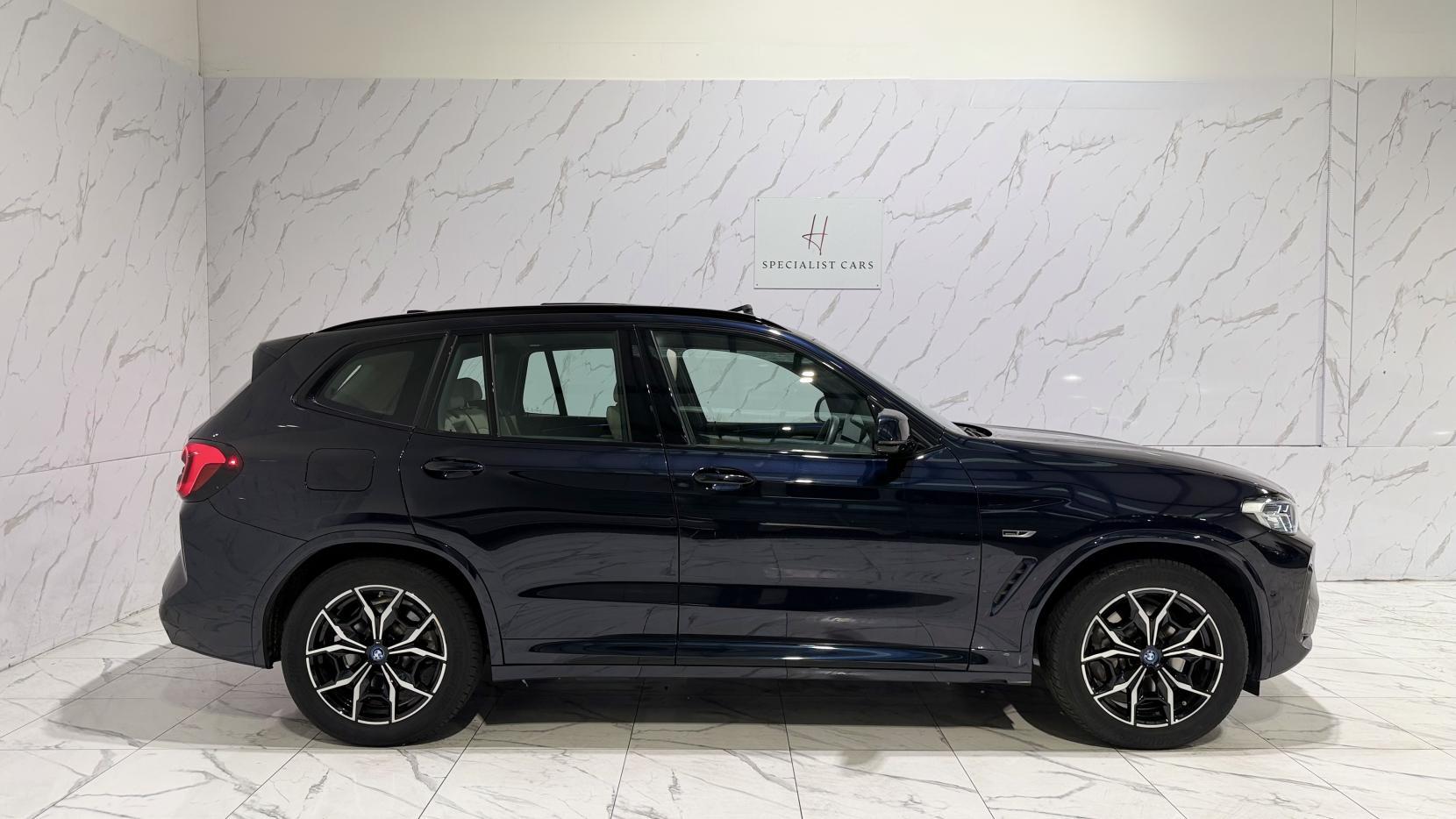 BMW X3 view 7