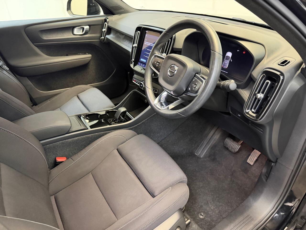 Volvo C40 view 17