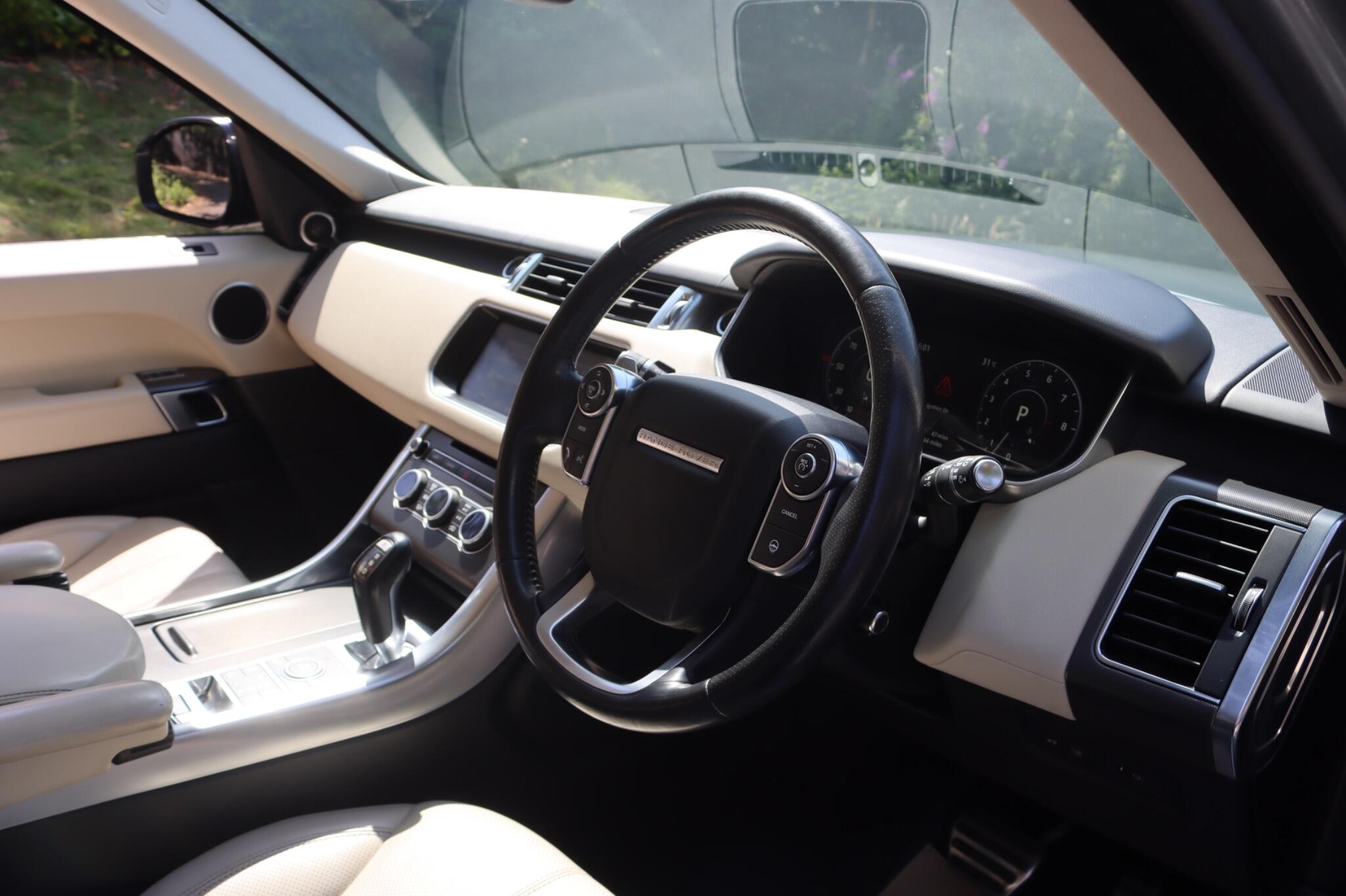 Land Rover Range Rover Sport view 26
