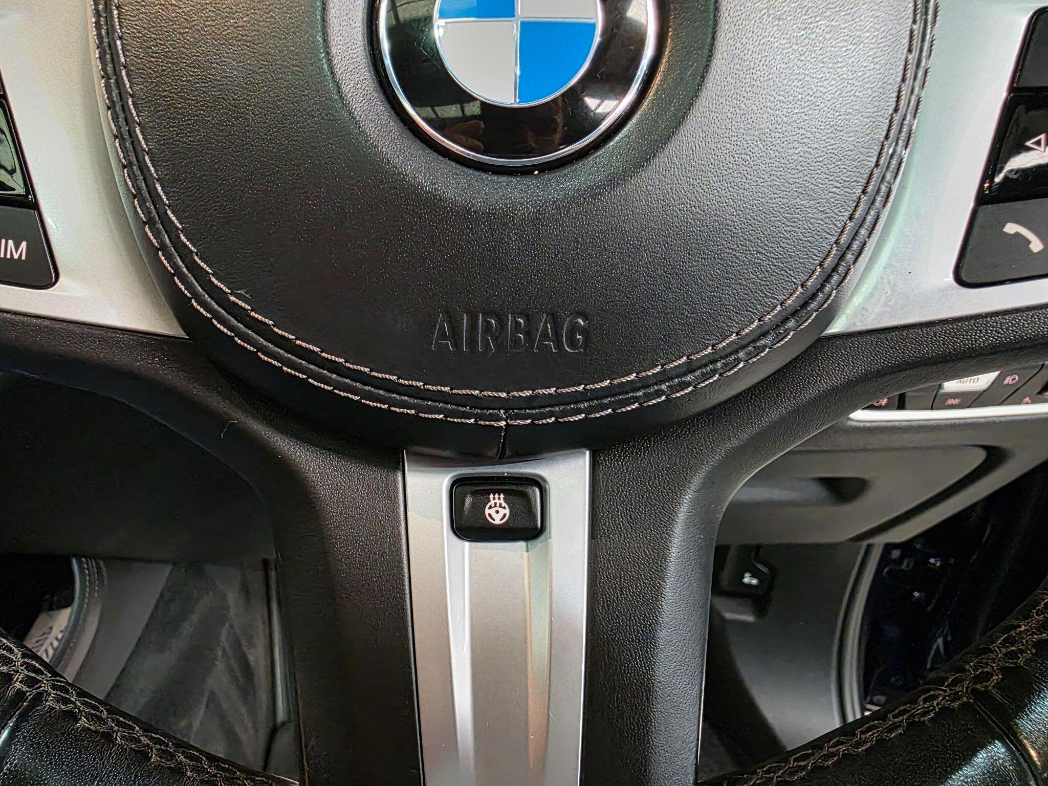 BMW X7 view 32