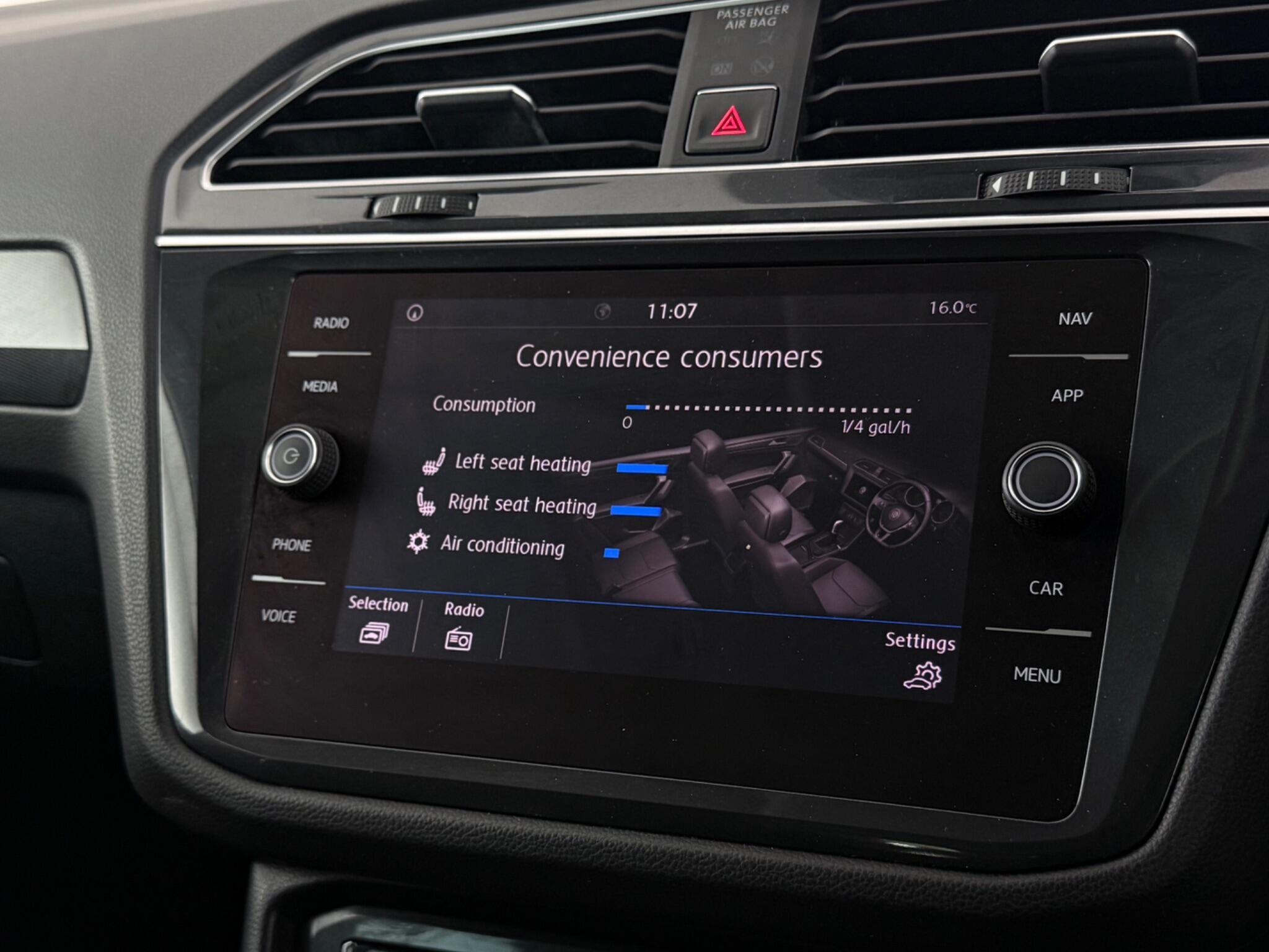 Volkswagen Tiguan view 25