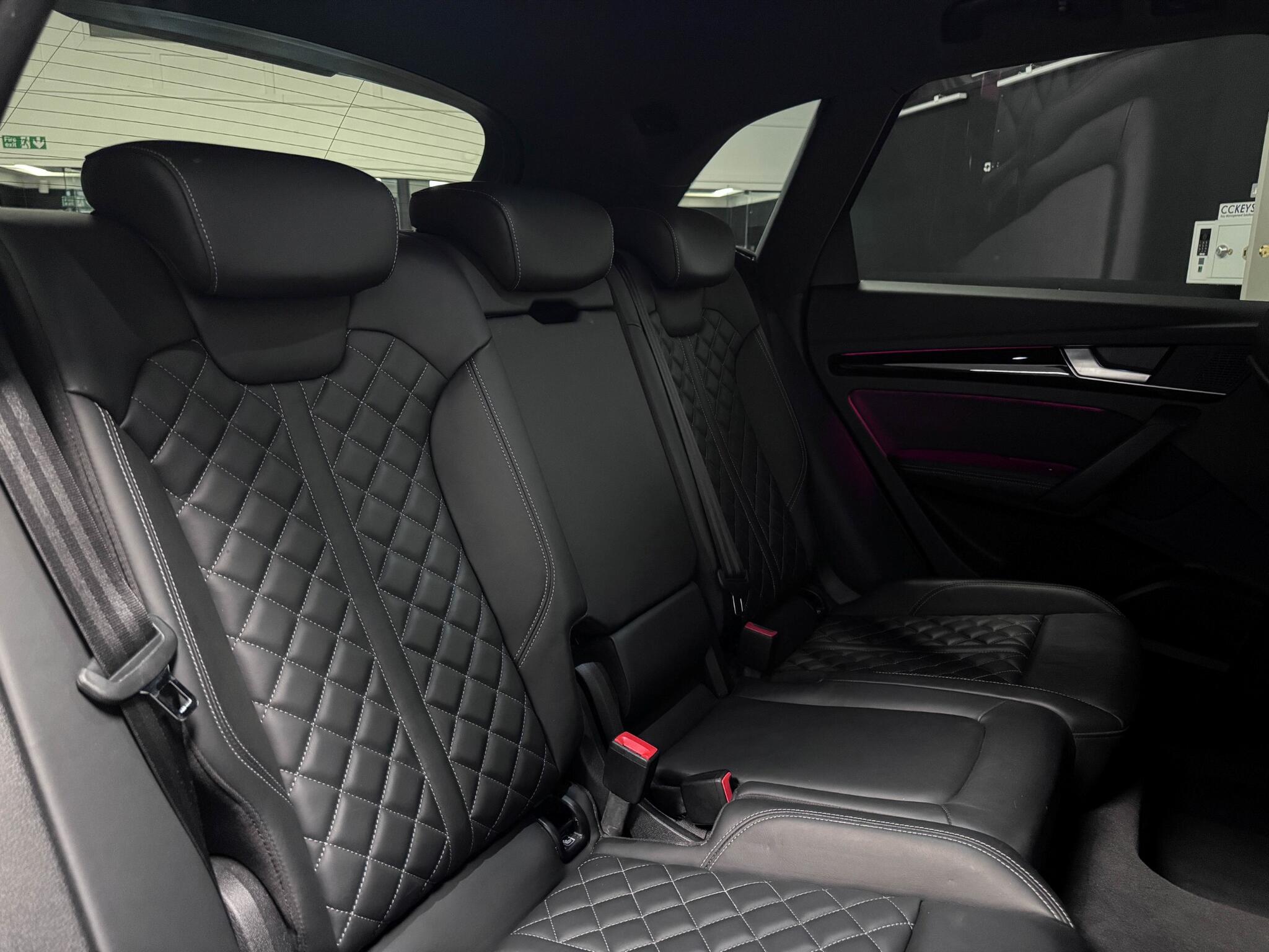Audi Q5 view 28