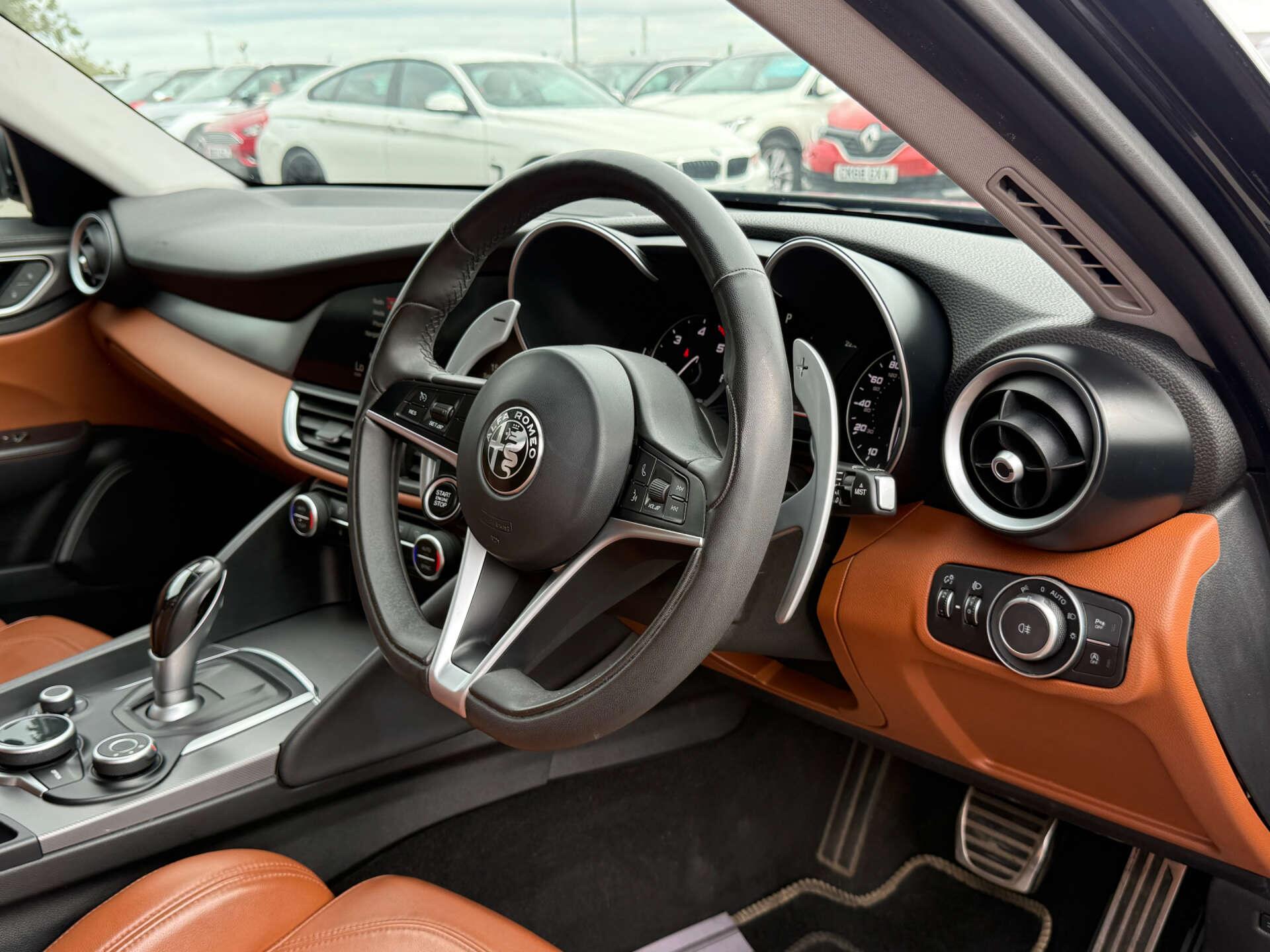 Alfa Romeo Giulia view 41