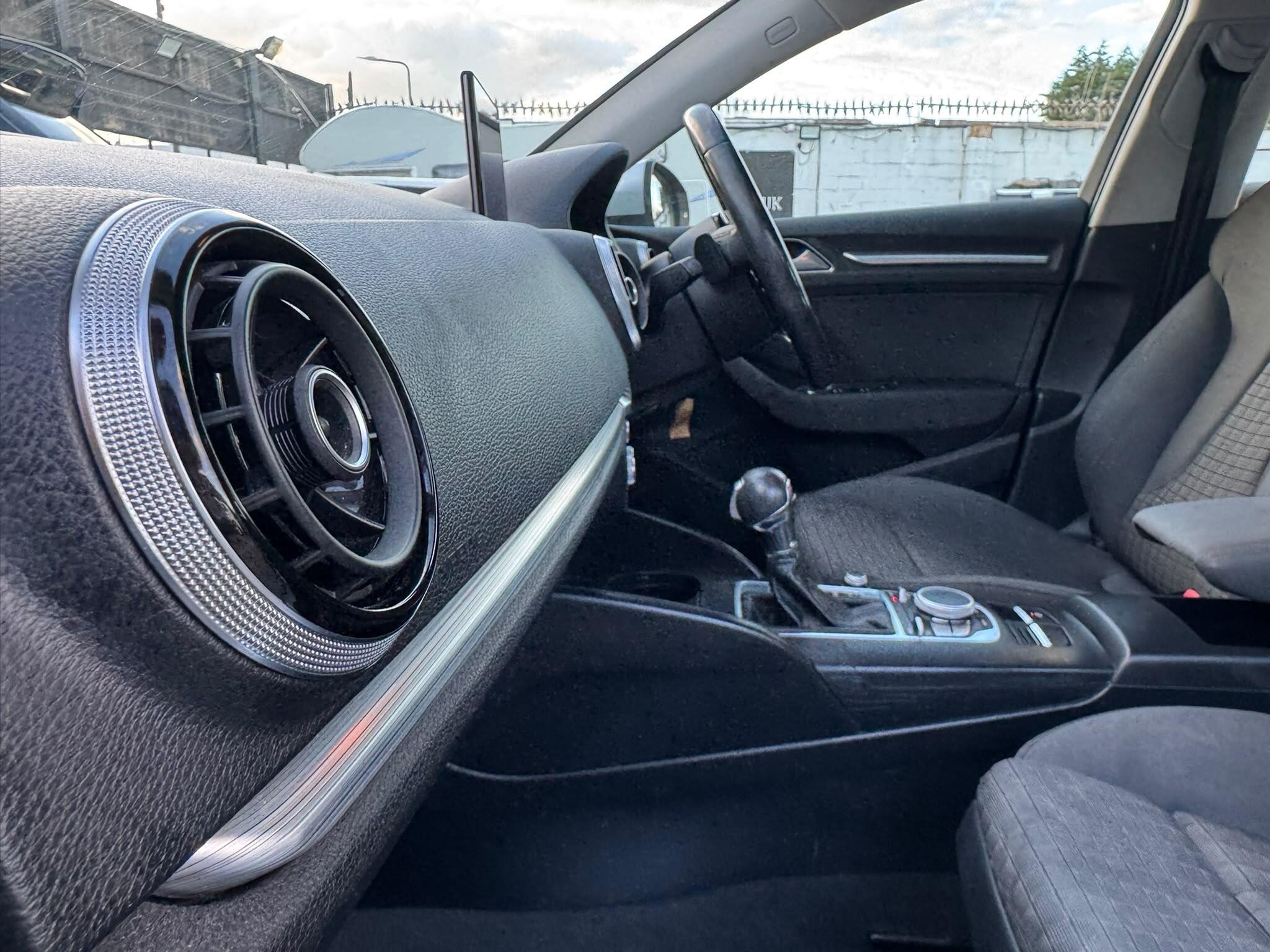 Audi A3 view 41
