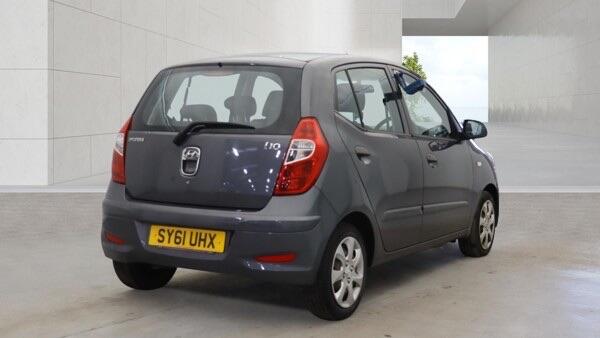 Hyundai I10 view 4