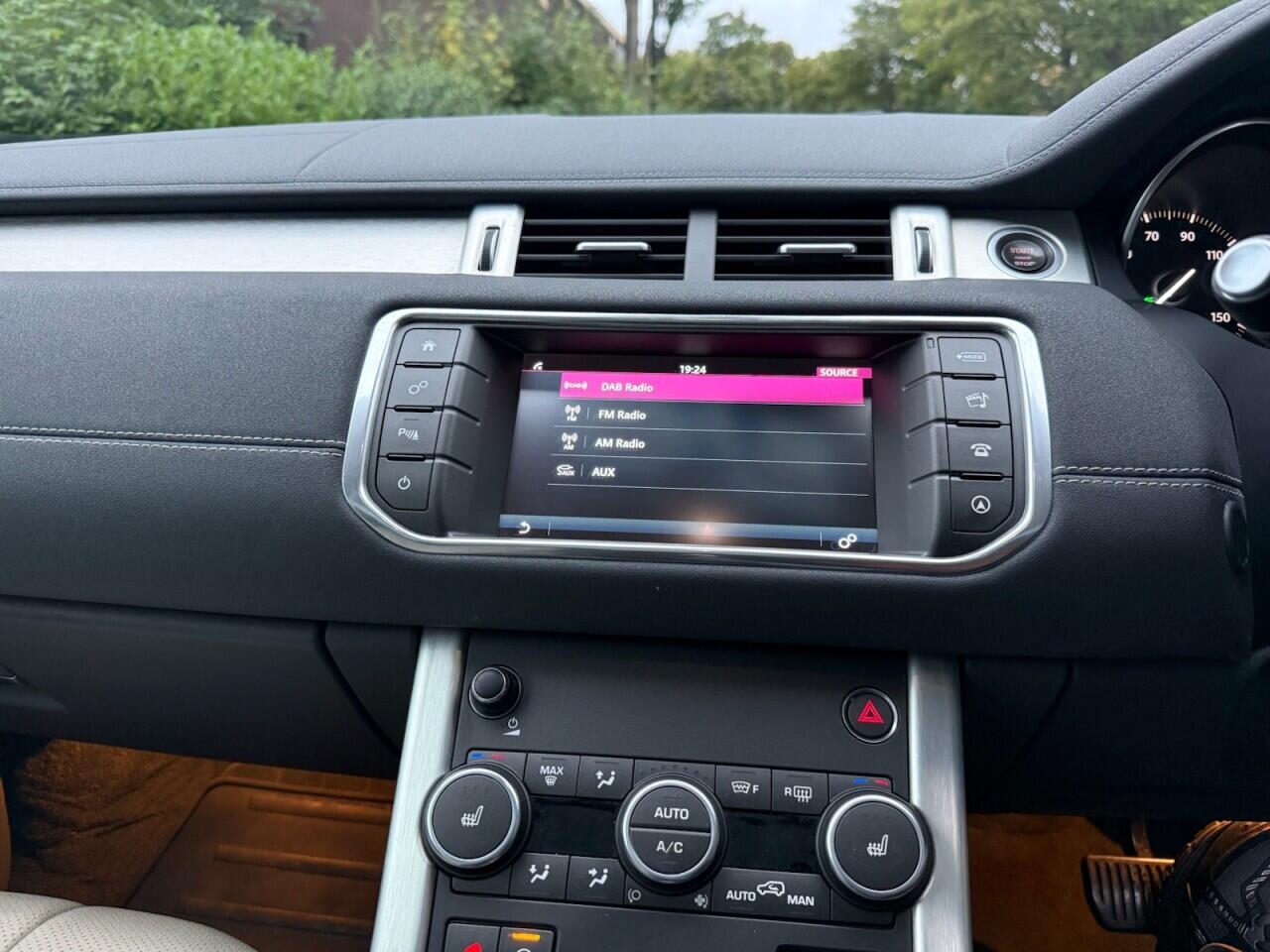 Land Rover Range Rover Evoque view 20