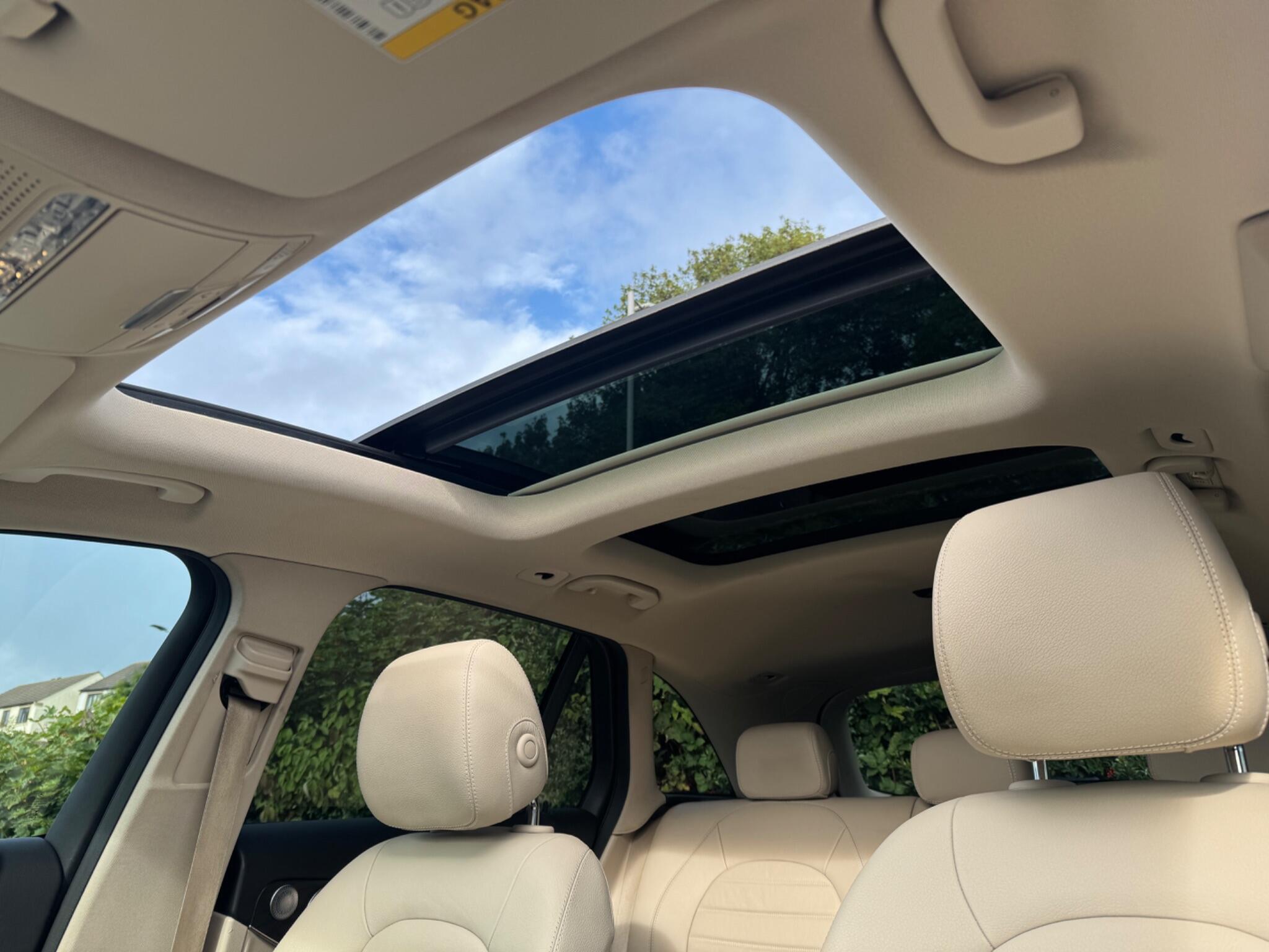 Mercedes-Benz GLC view 11
