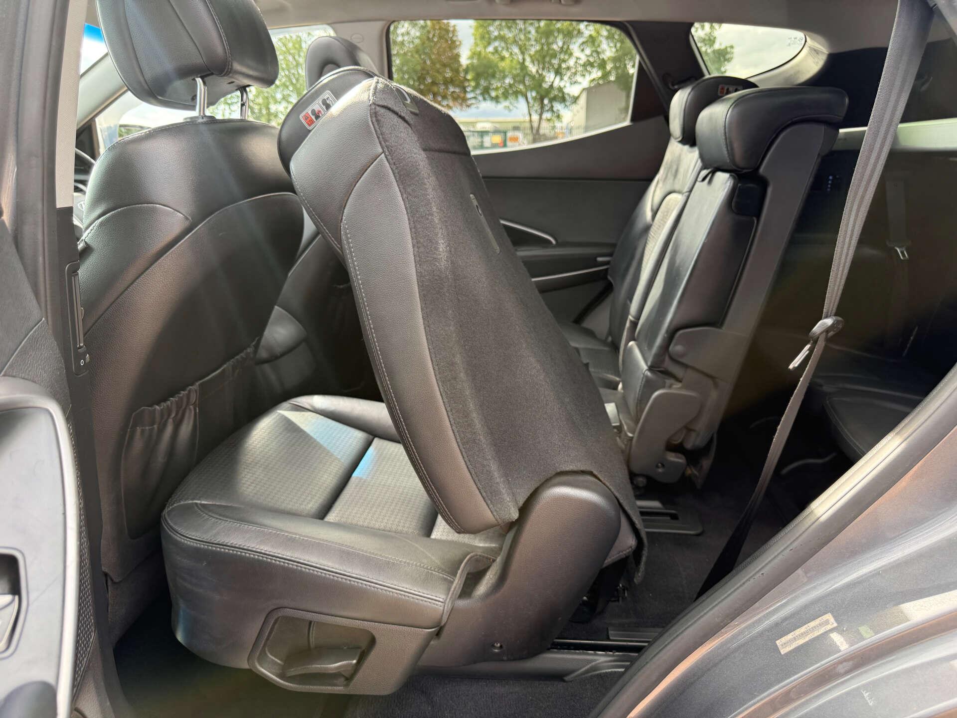 Hyundai Santa FE view 76