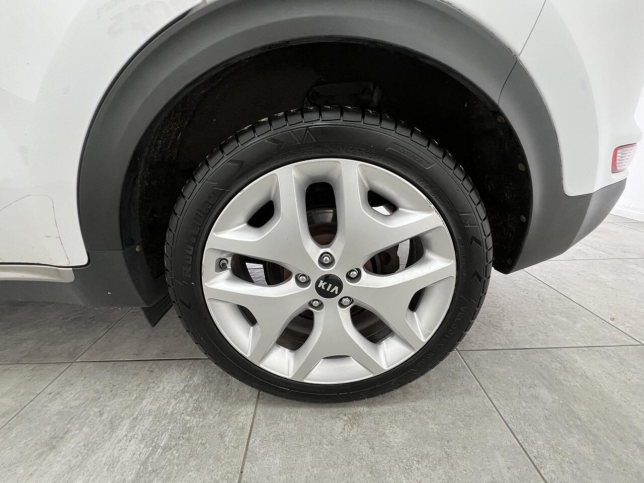 Kia Sportage view 21