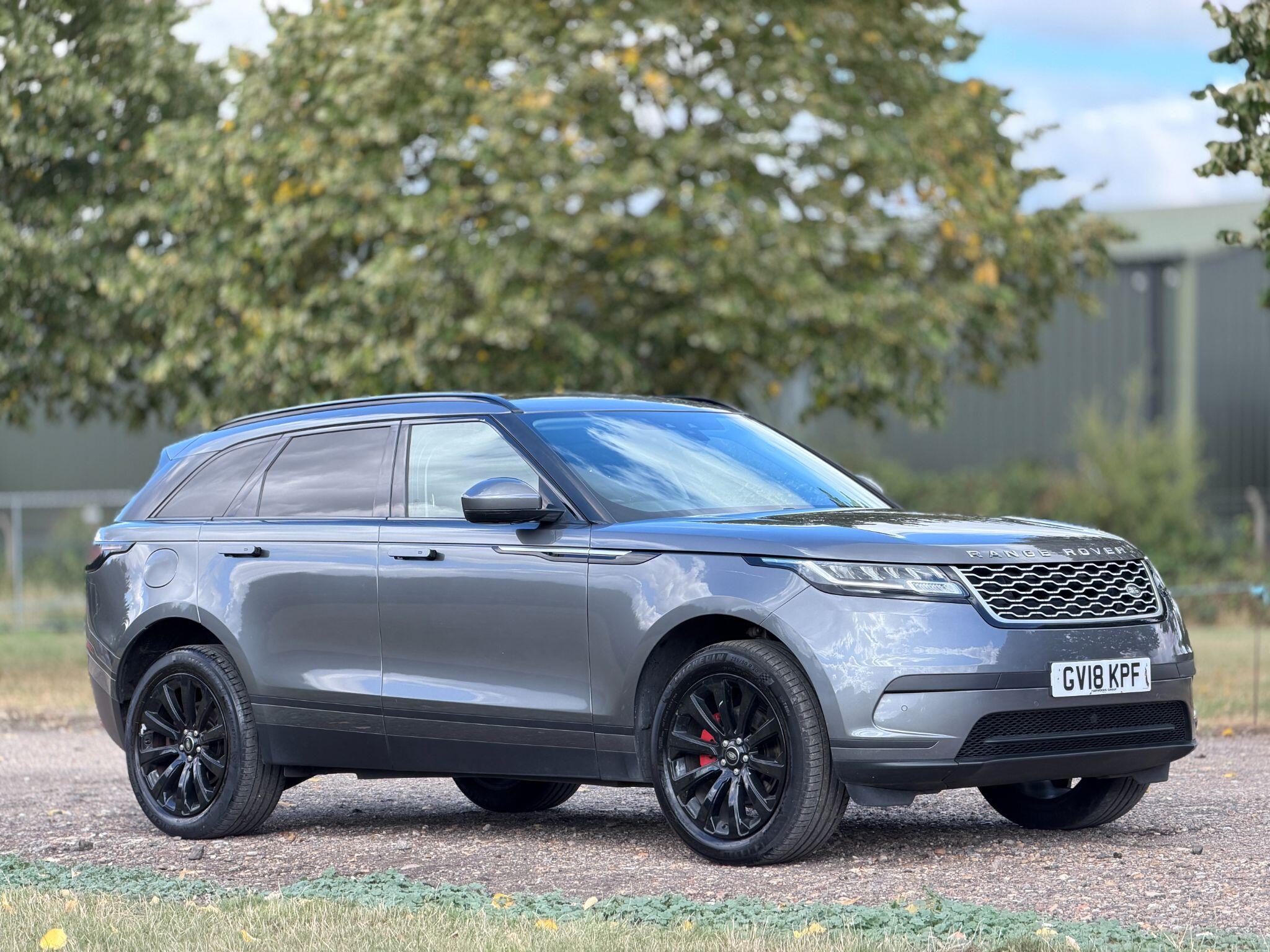 Land Rover Range Rover Velar view 2