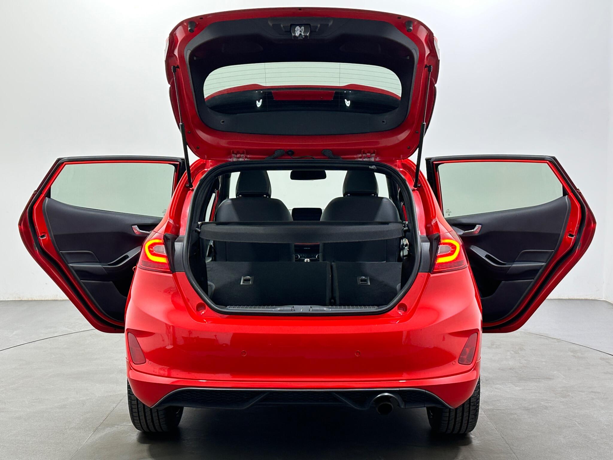 Ford Fiesta view 43