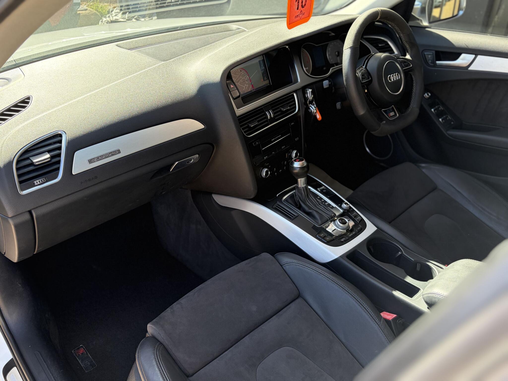 Audi S4 view 19