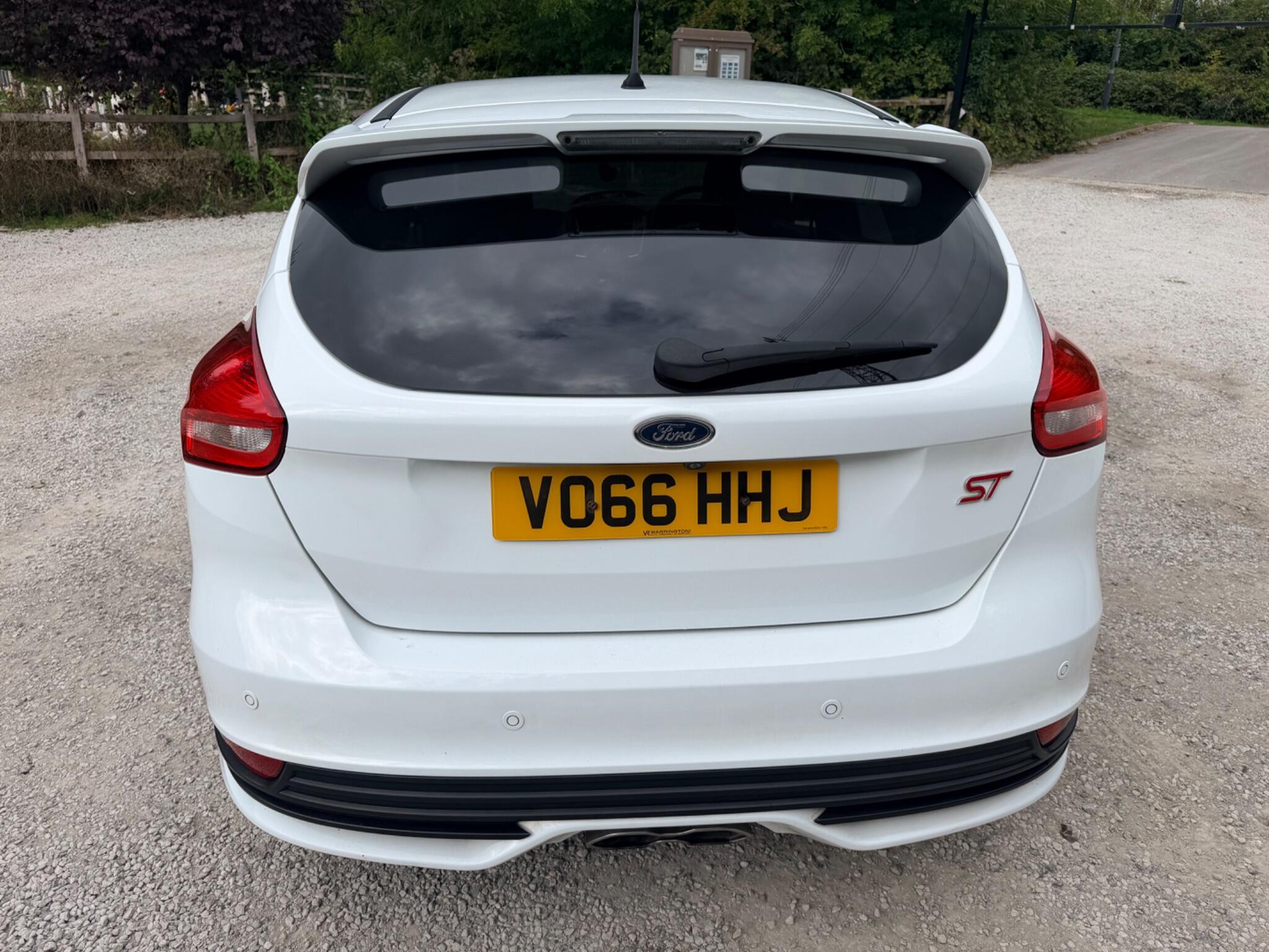 Ford Focus view 7