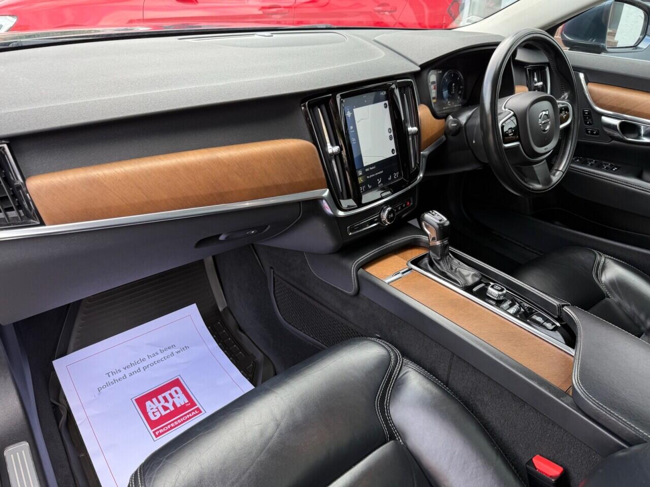 Volvo V90 view 7