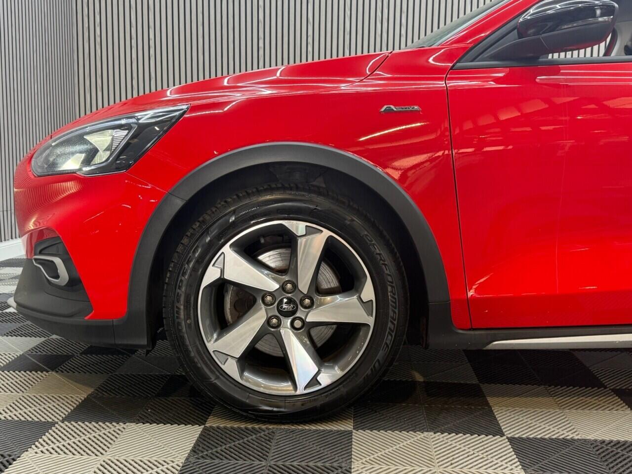 Ford Focus view 26