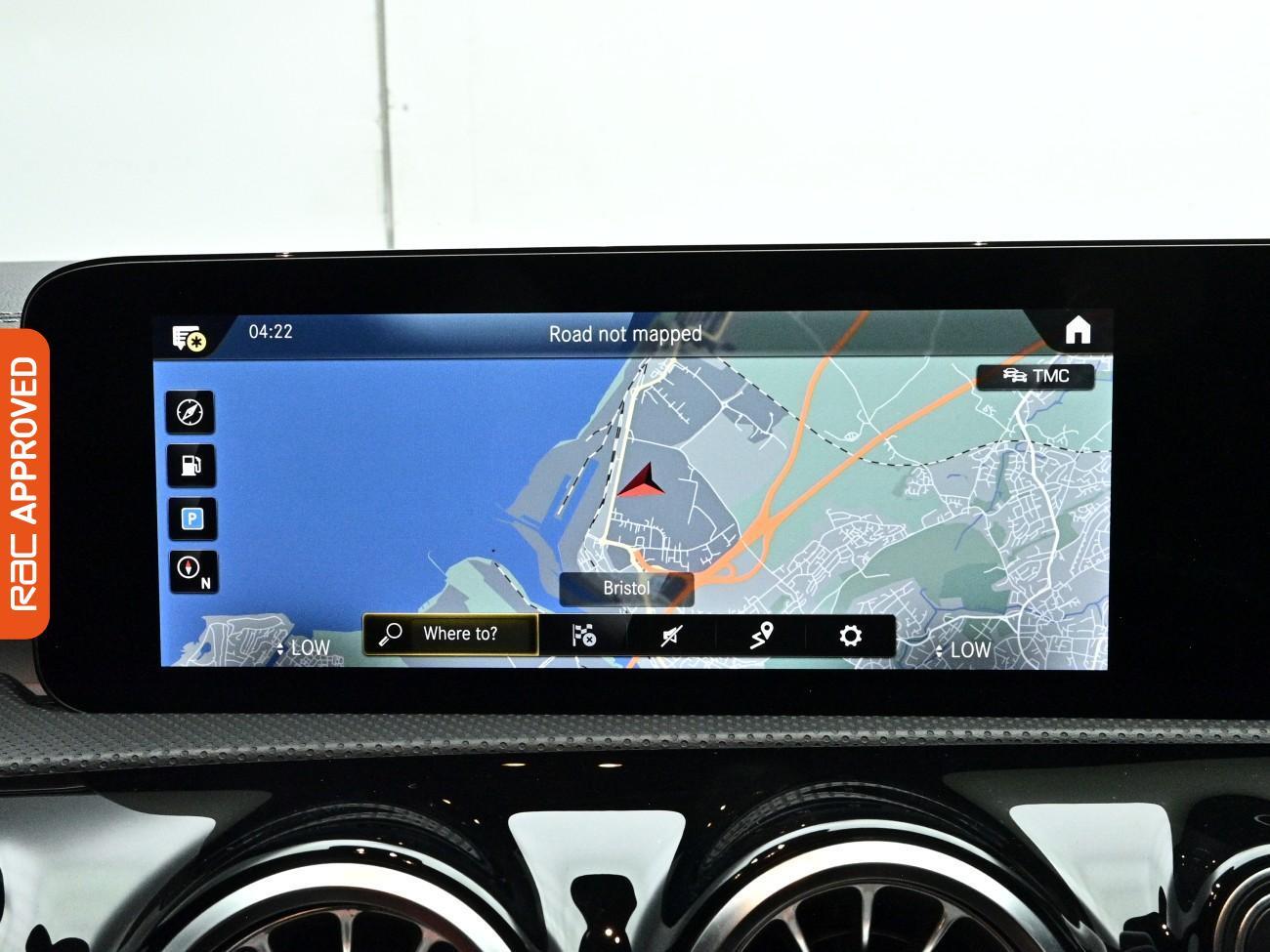 Mercedes-Benz CLA view 3