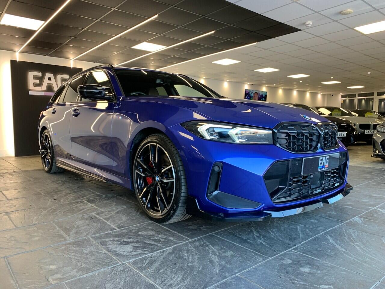 BMW 3 Series view 13