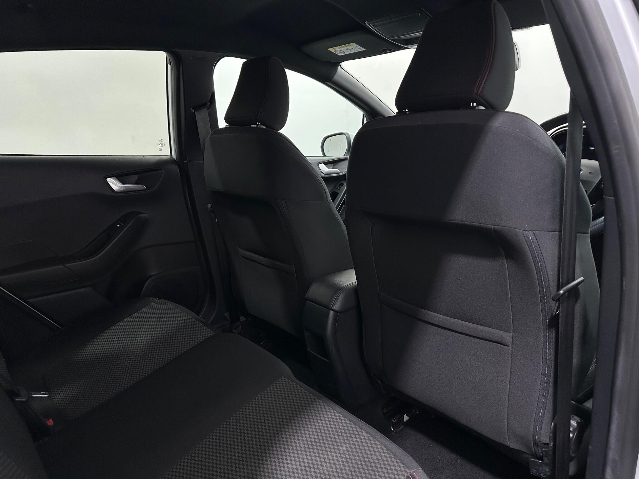 Ford Fiesta view 40