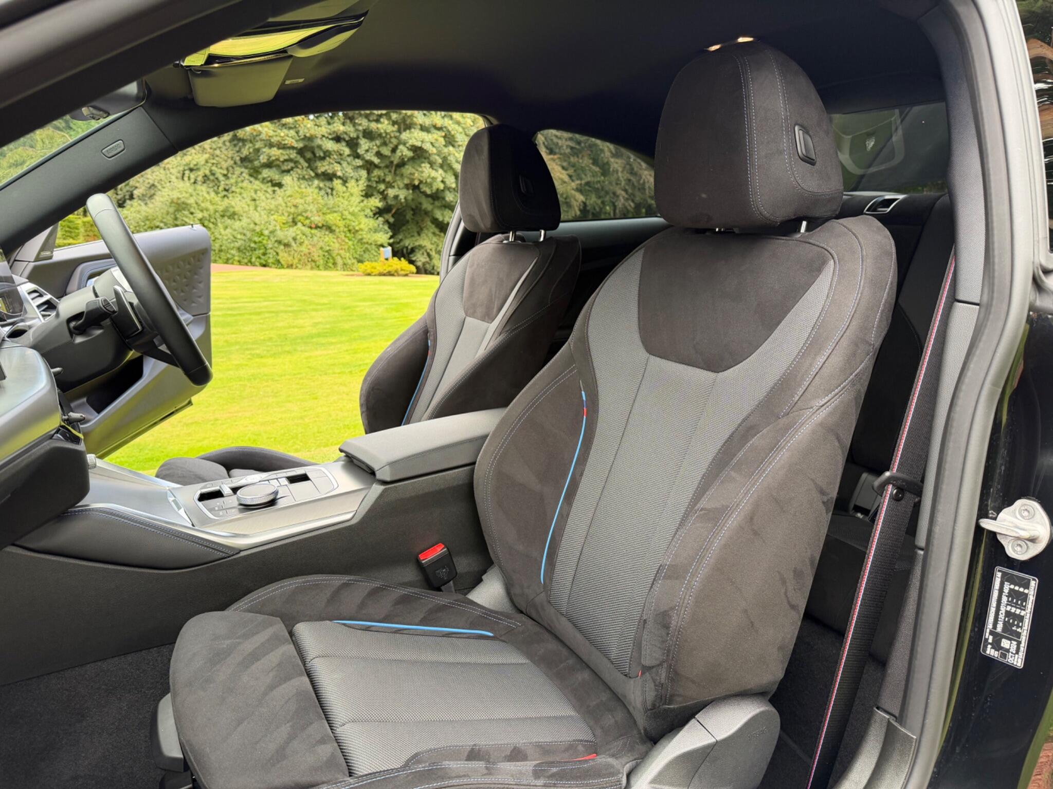 BMW 2 Series view 30