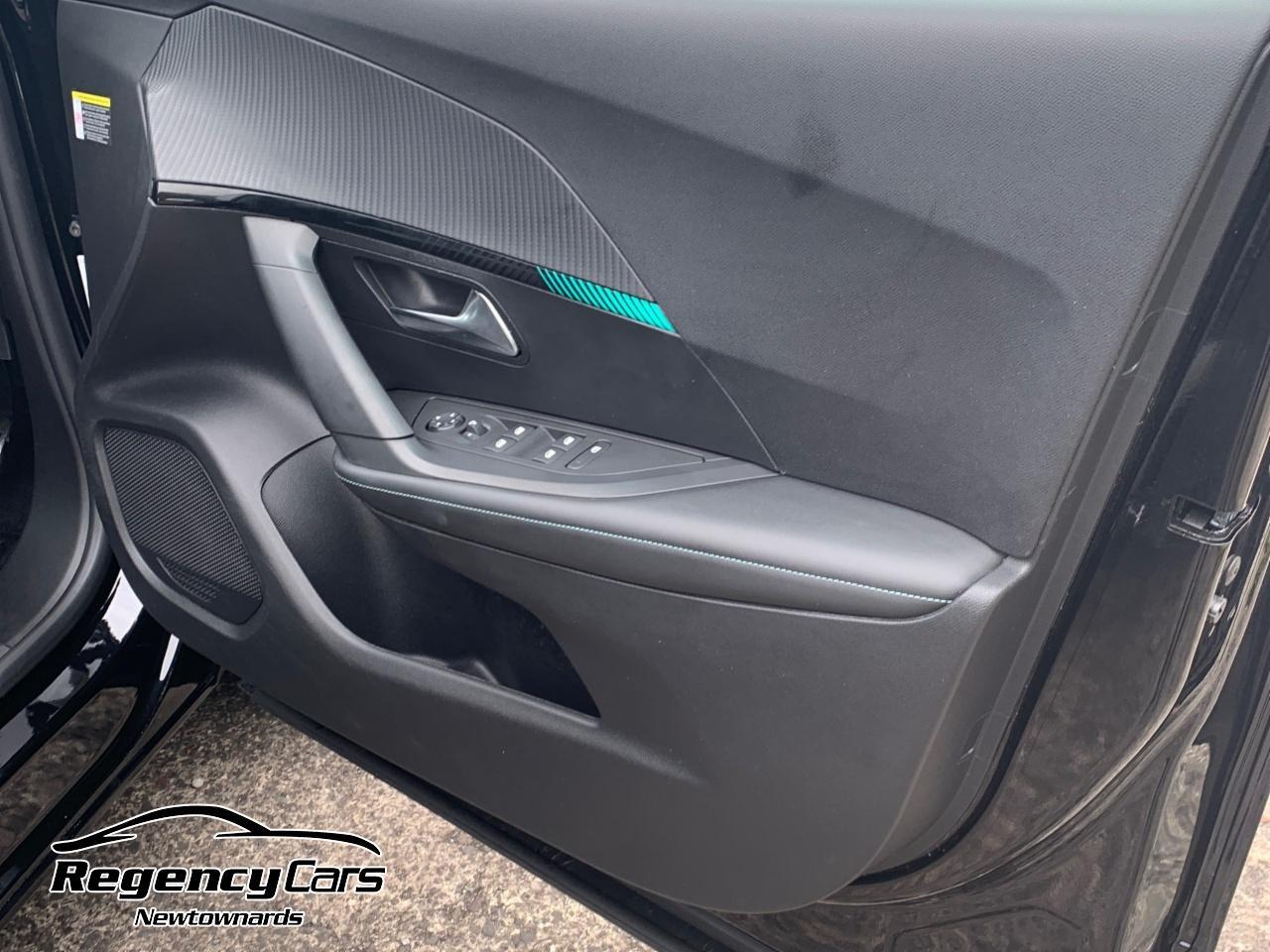Peugeot 2008 view 23