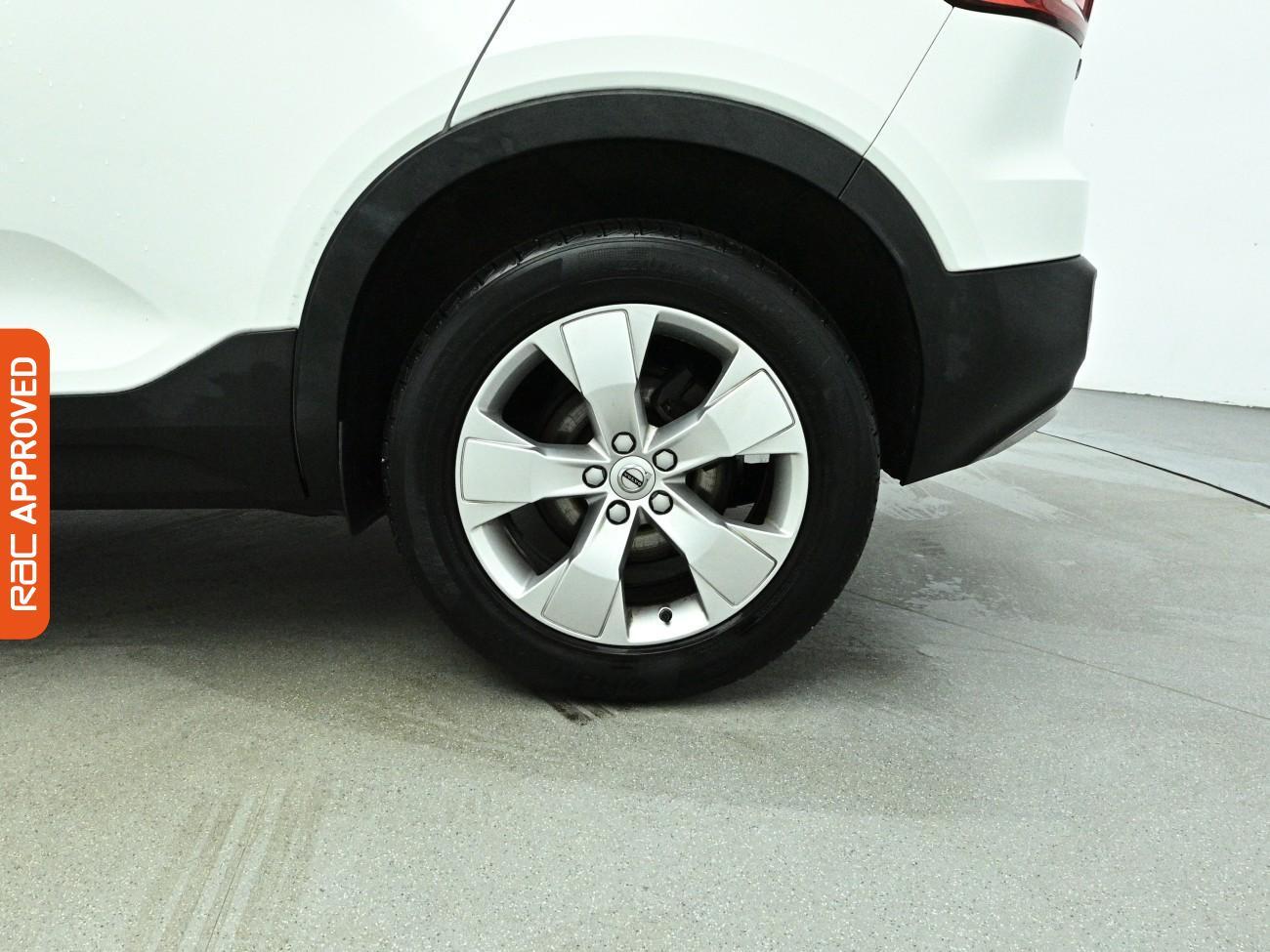 Volvo XC40 view 26